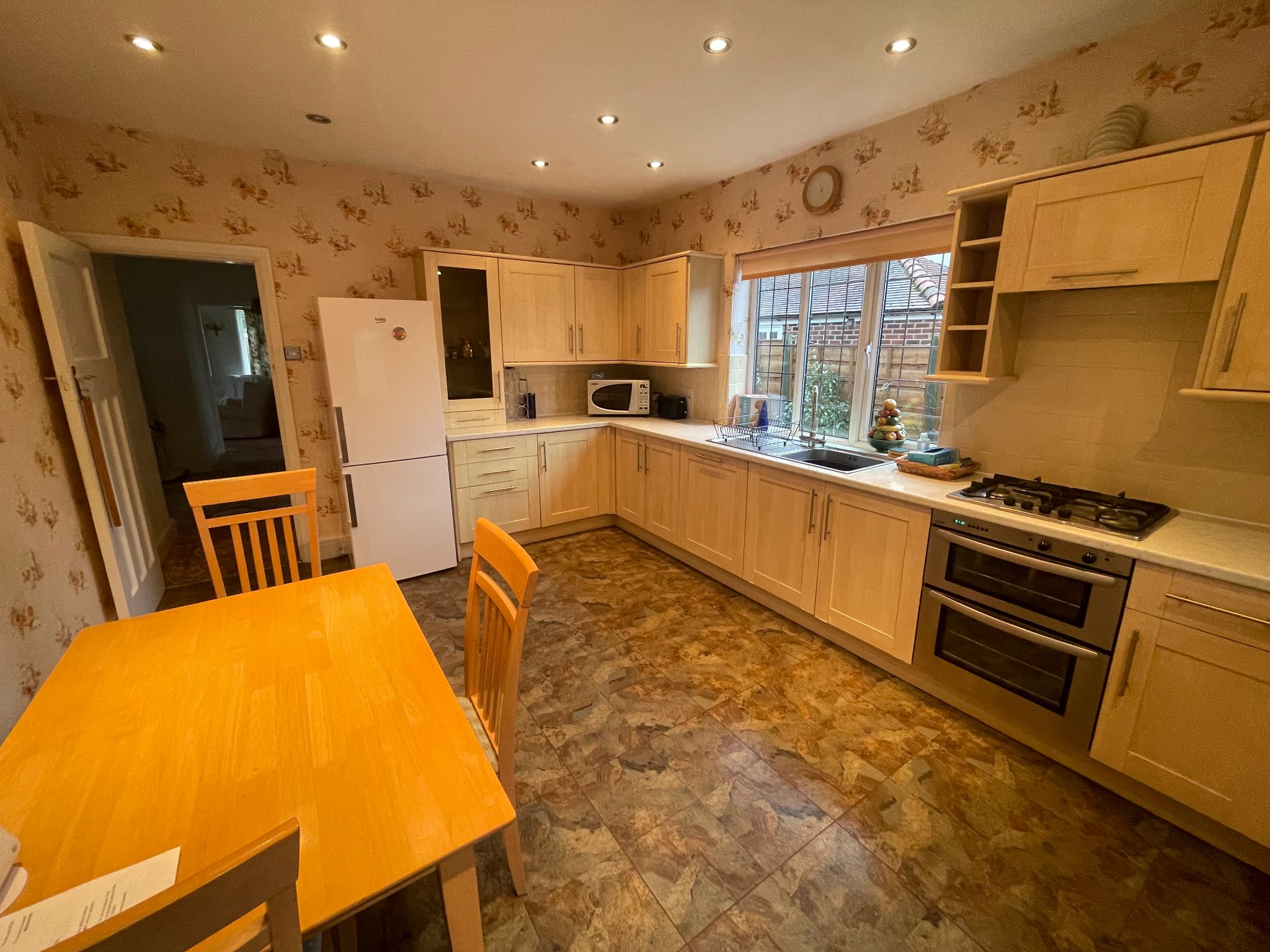2 bedroom detached bungalow For Sale in Cheadle - Photograph 8.