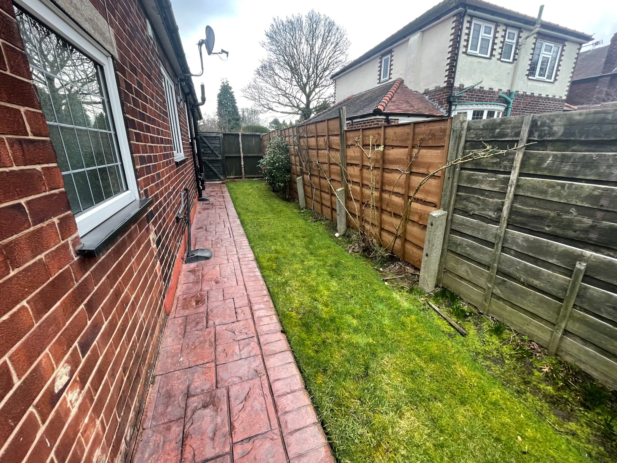 2 bedroom detached bungalow For Sale in Cheadle - Photograph 18.