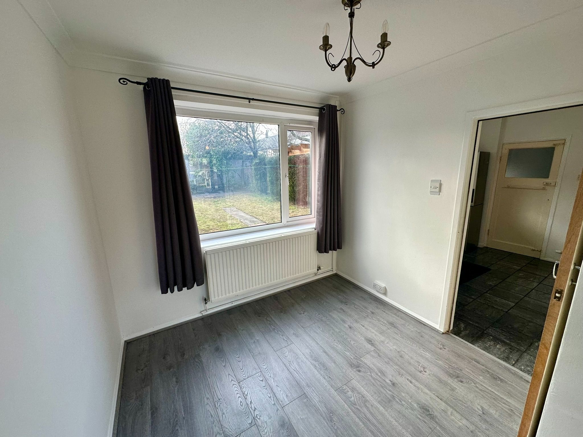 3 bedroom mid terraced house To Let in Manchester - Property photograph.