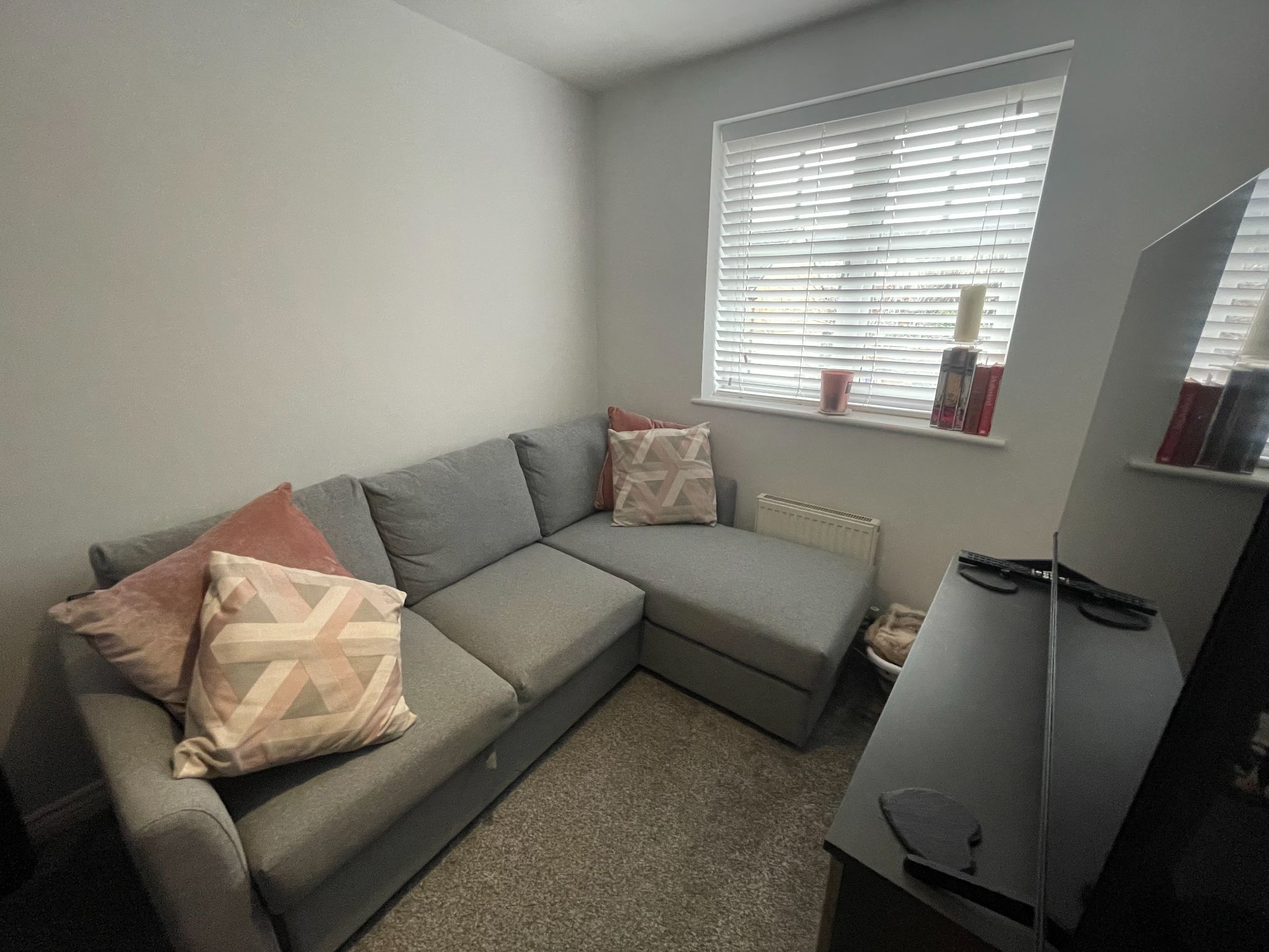 3 bedroom mid terraced house For Sale in Manchester - Photograph 13.