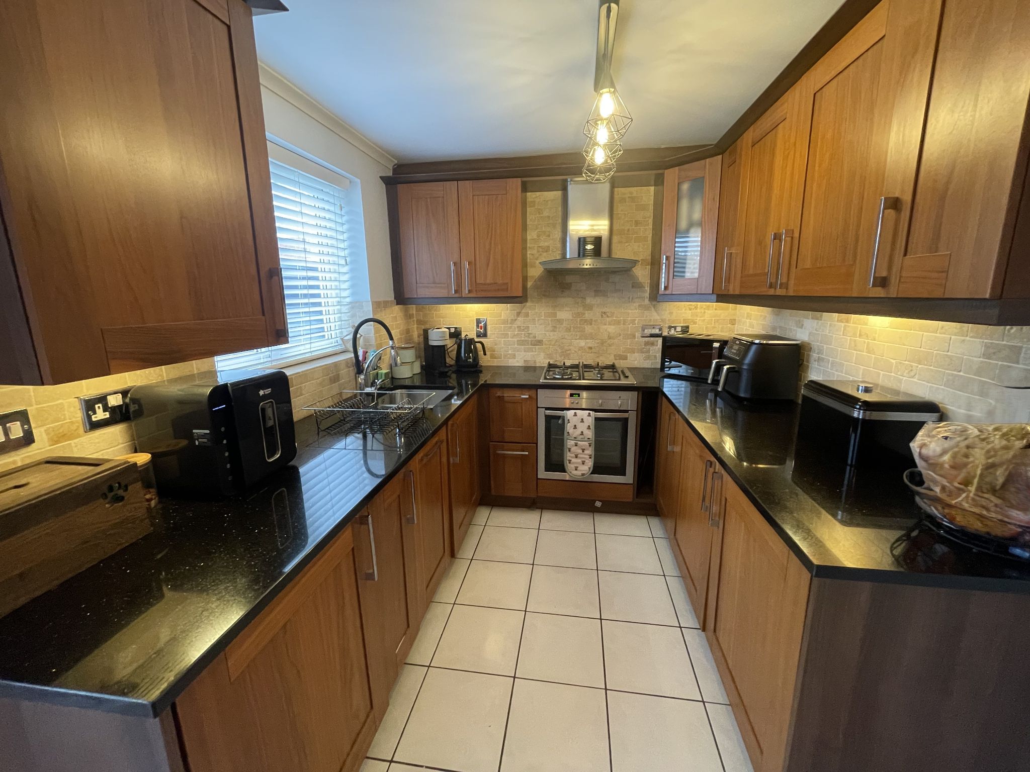 3 bedroom mid terraced house For Sale in Manchester - Photograph 7.