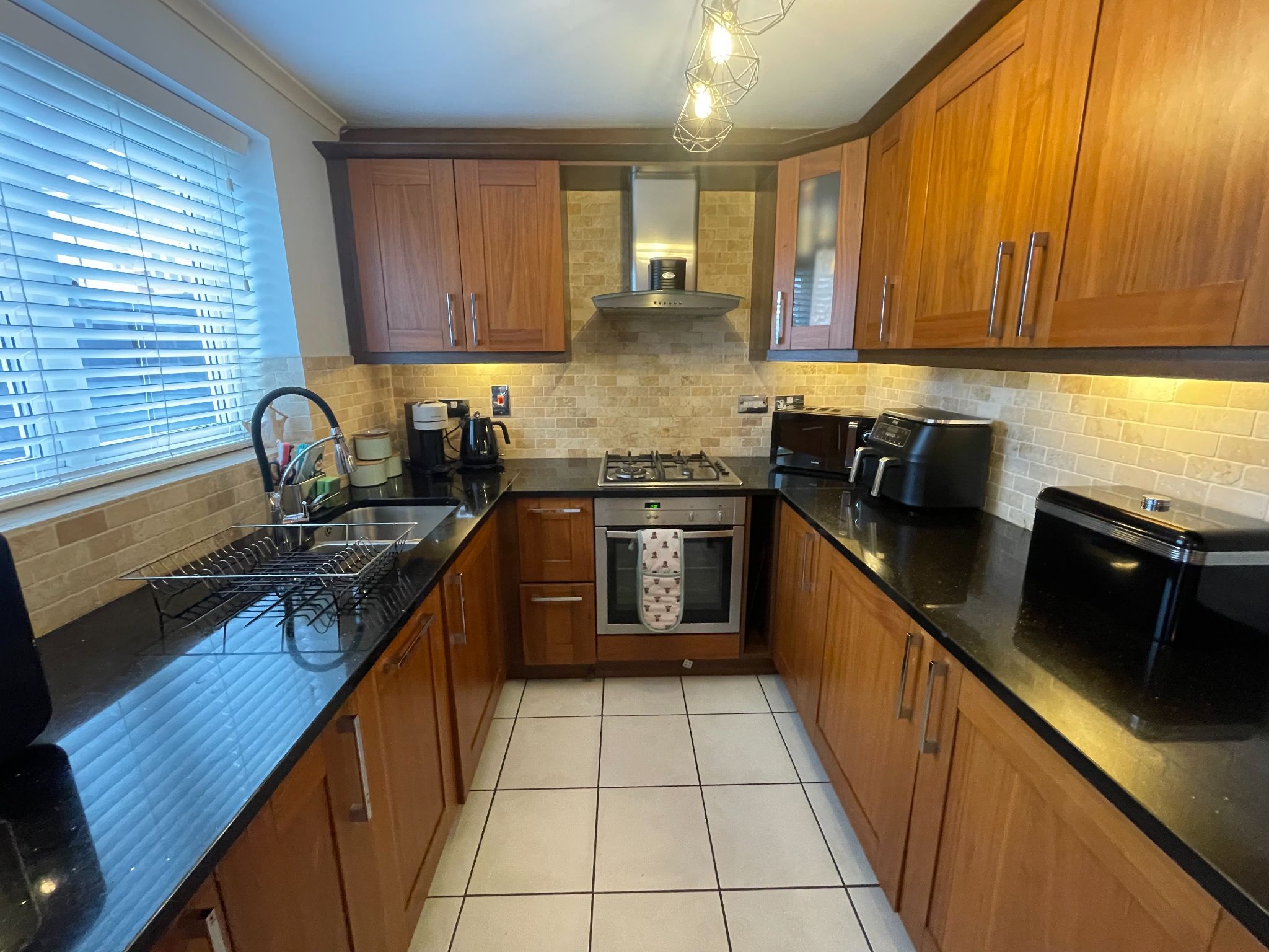 3 bedroom mid terraced house For Sale in Manchester - Photograph 6.