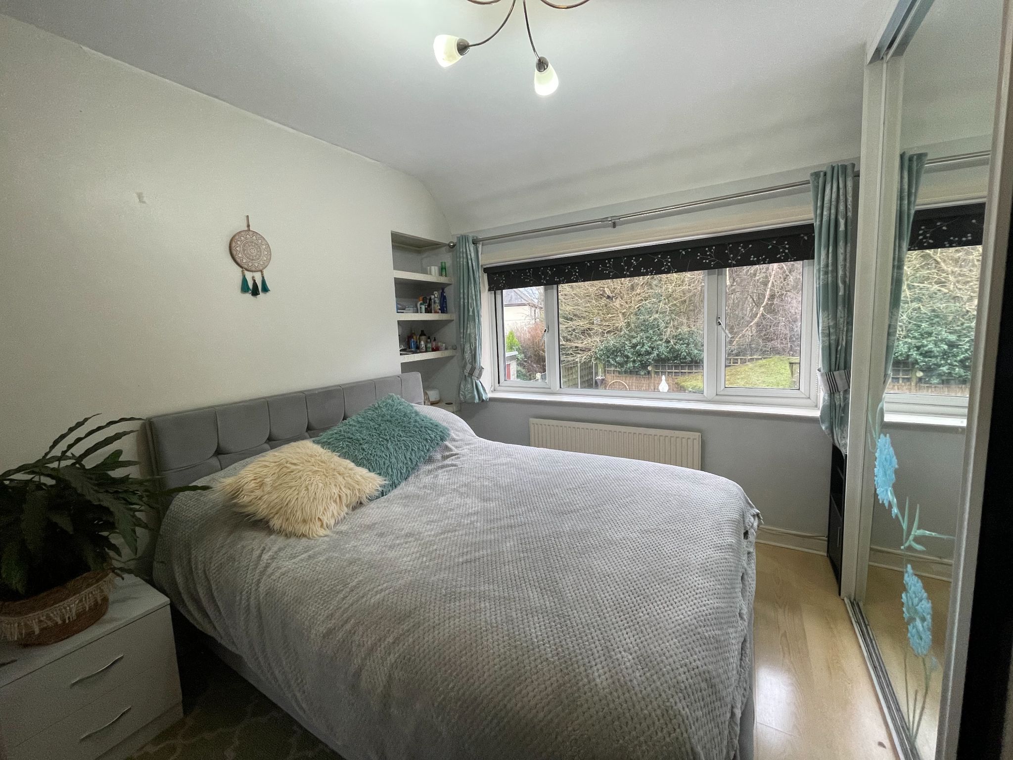 3 bedroom mid terraced house For Sale in Manchester - Photograph 9.