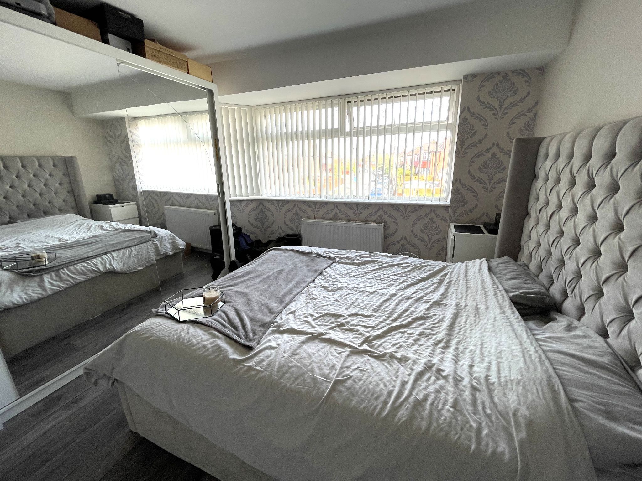 3 bedroom semi-detached house For Sale in Manchester - Photograph 13.