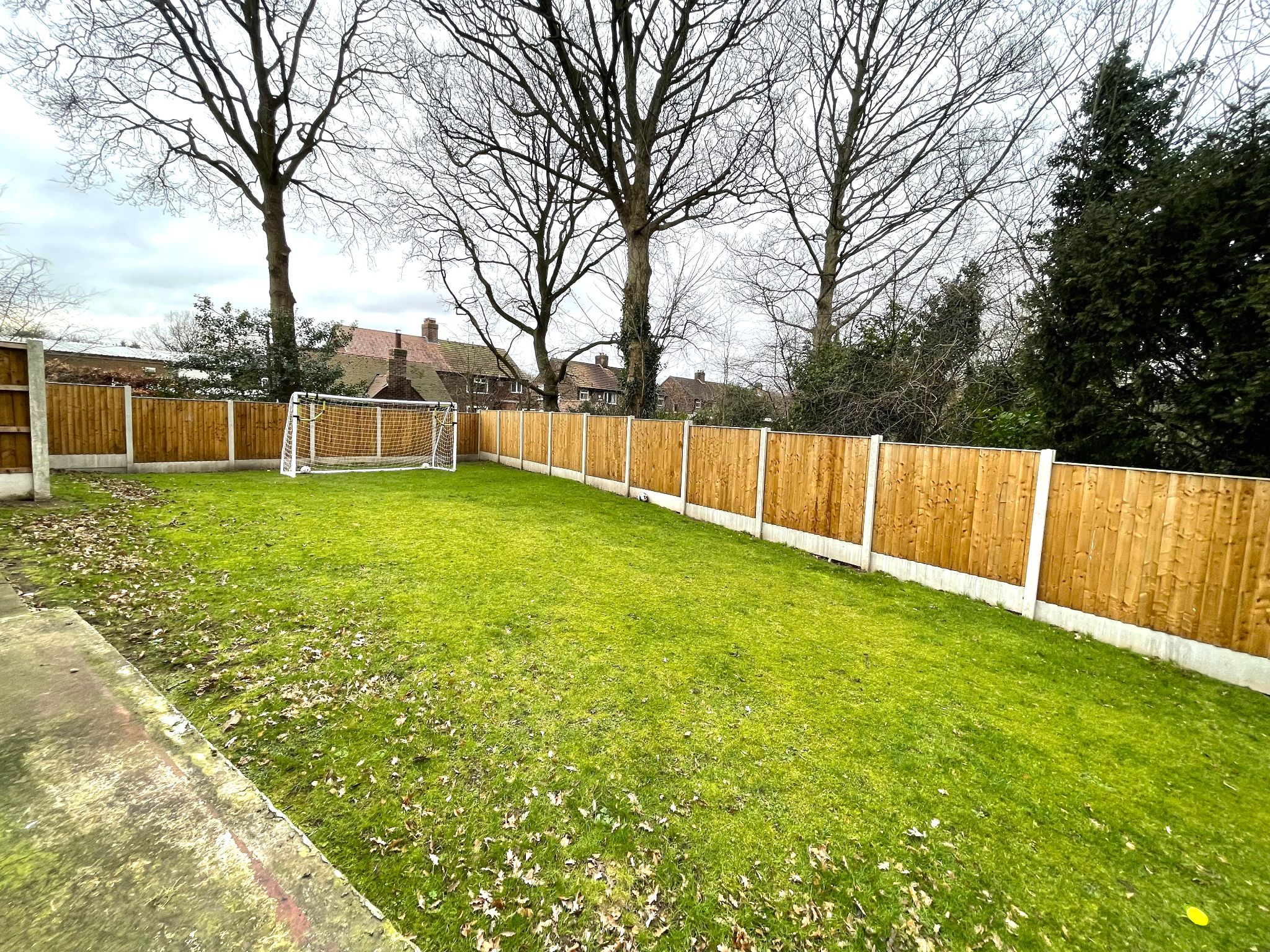 2 bedroom end terraced house For Sale in Manchester - Photograph 13.