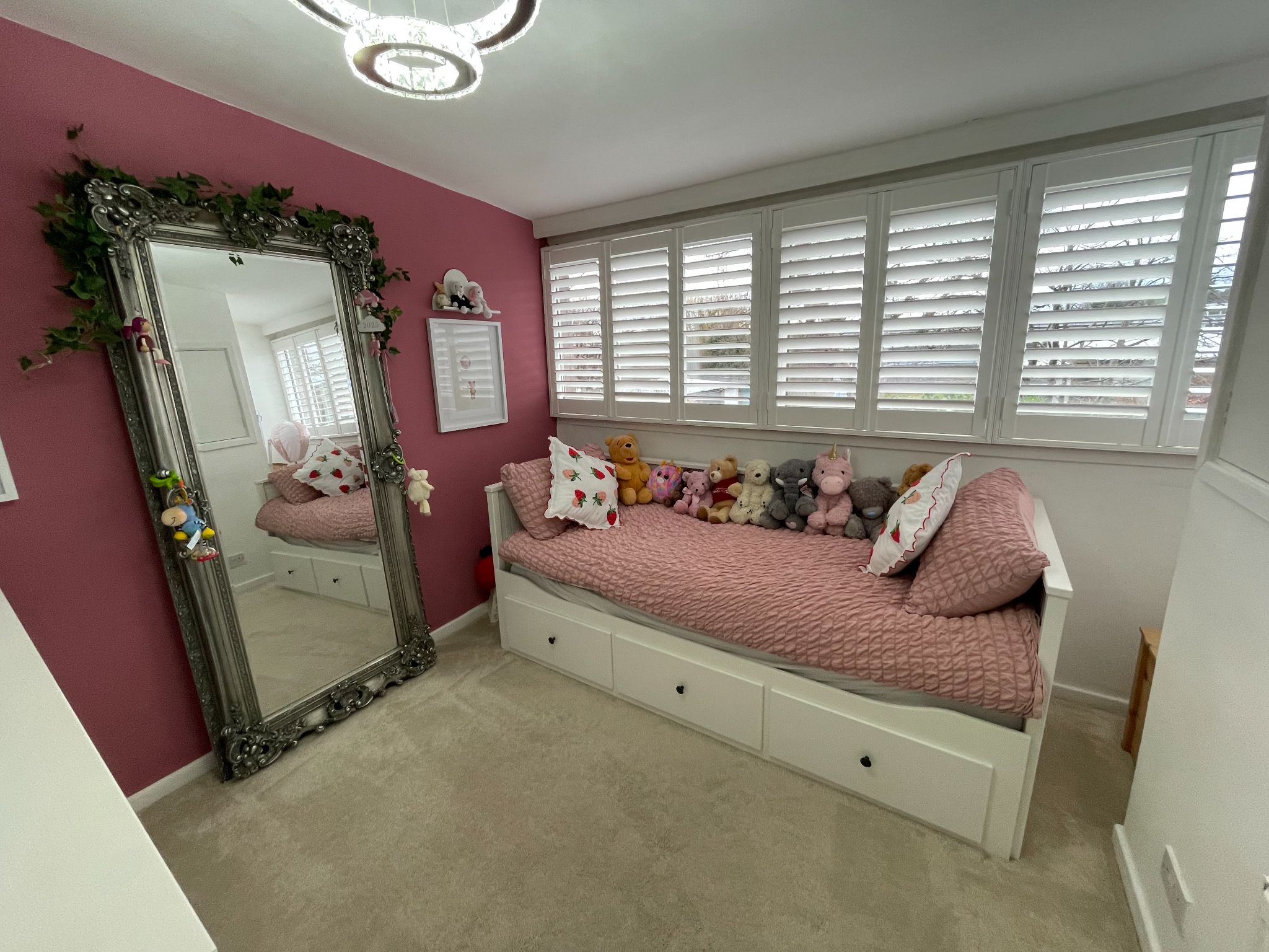 2 bedroom end terraced house For Sale in Manchester - Photograph 4.