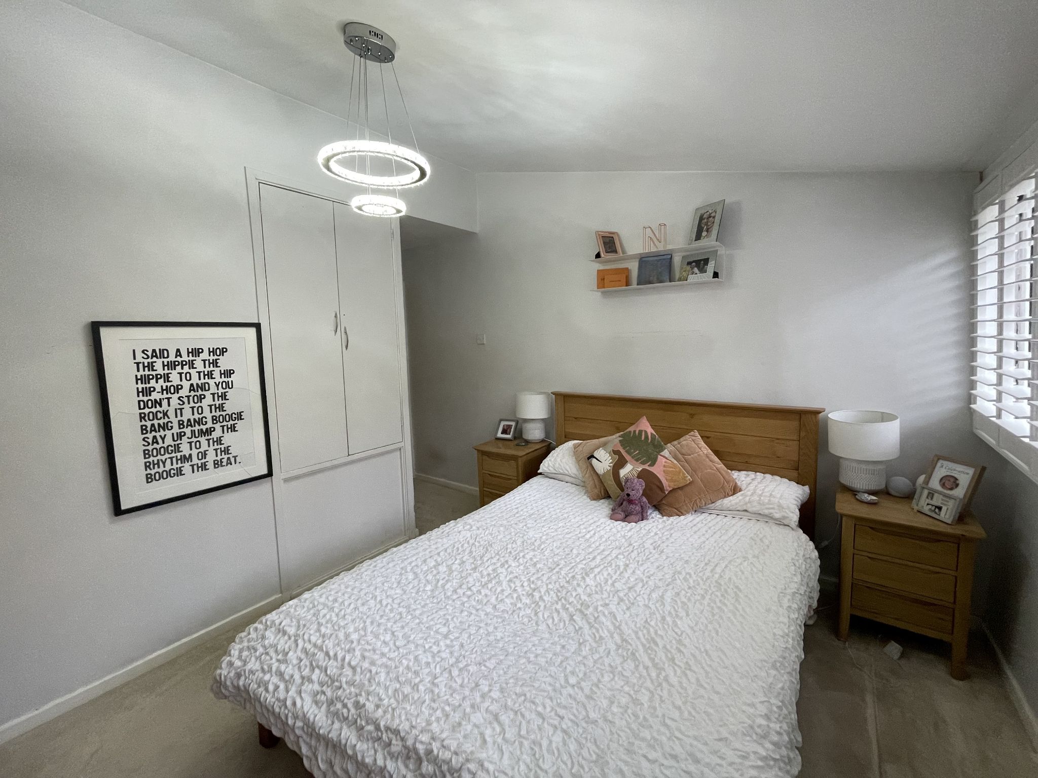 2 bedroom end terraced house For Sale in Manchester - Photograph 6.