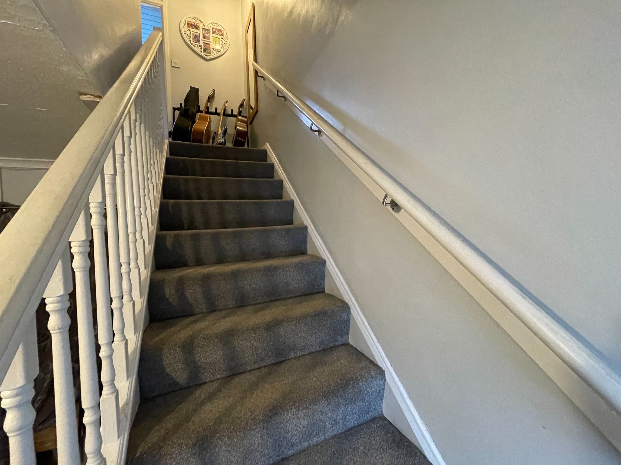 2 bedroom mid terraced house For Sale in Manchester - Photograph 7.