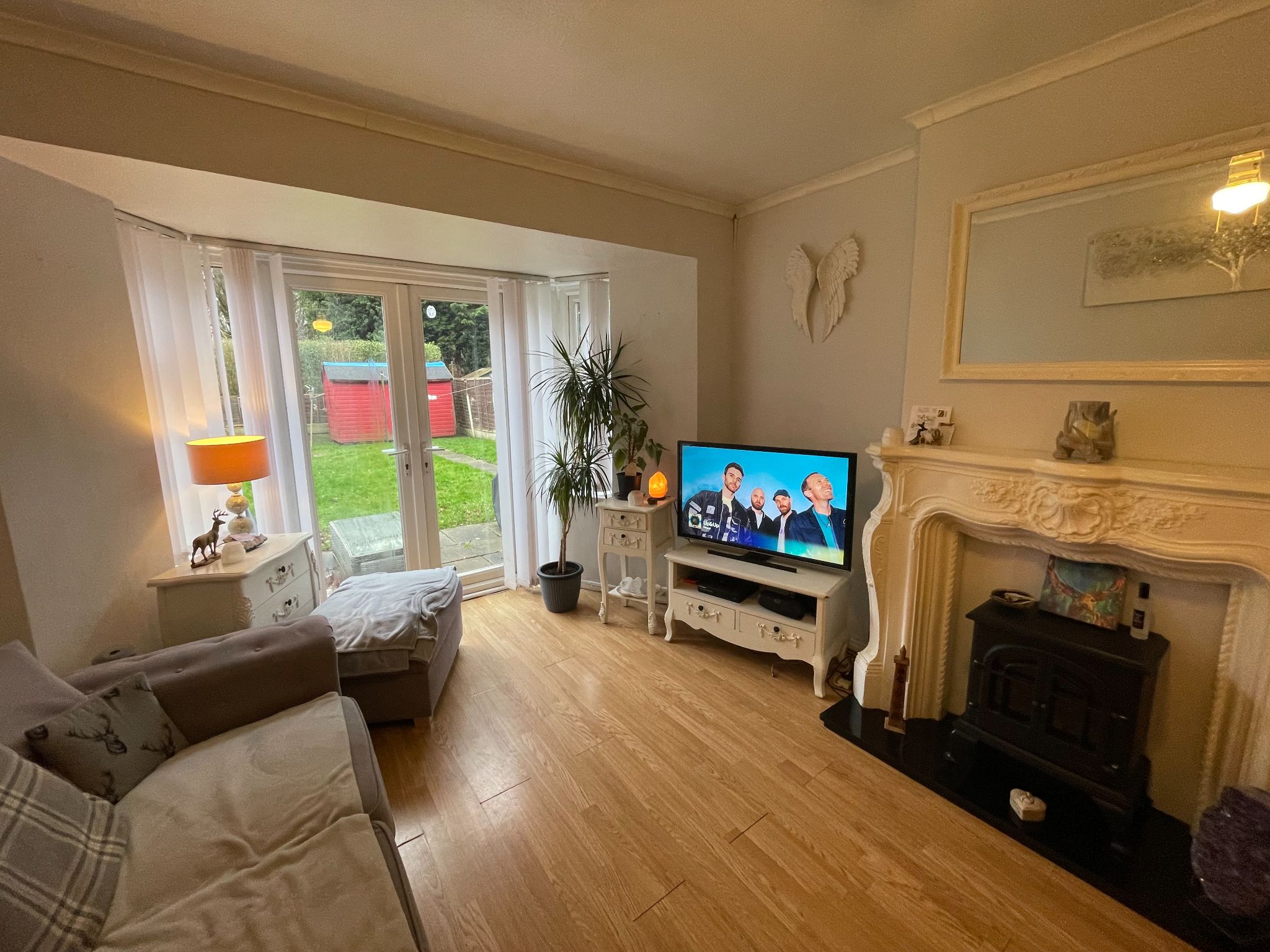 2 bedroom mid terraced house For Sale in Manchester - Property photograph.