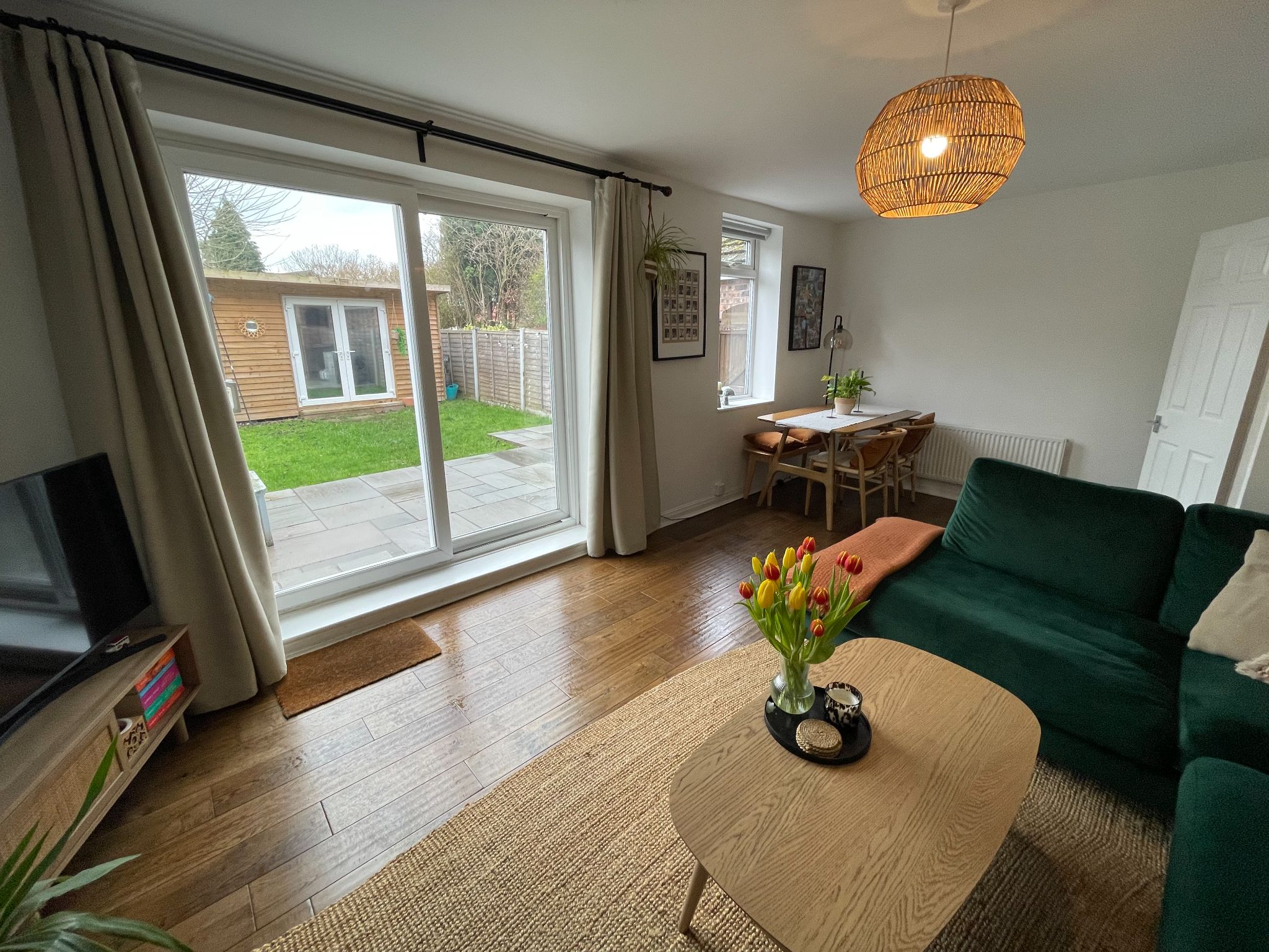 2 bedroom mid terraced house For Sale in Manchester - Photograph 4.