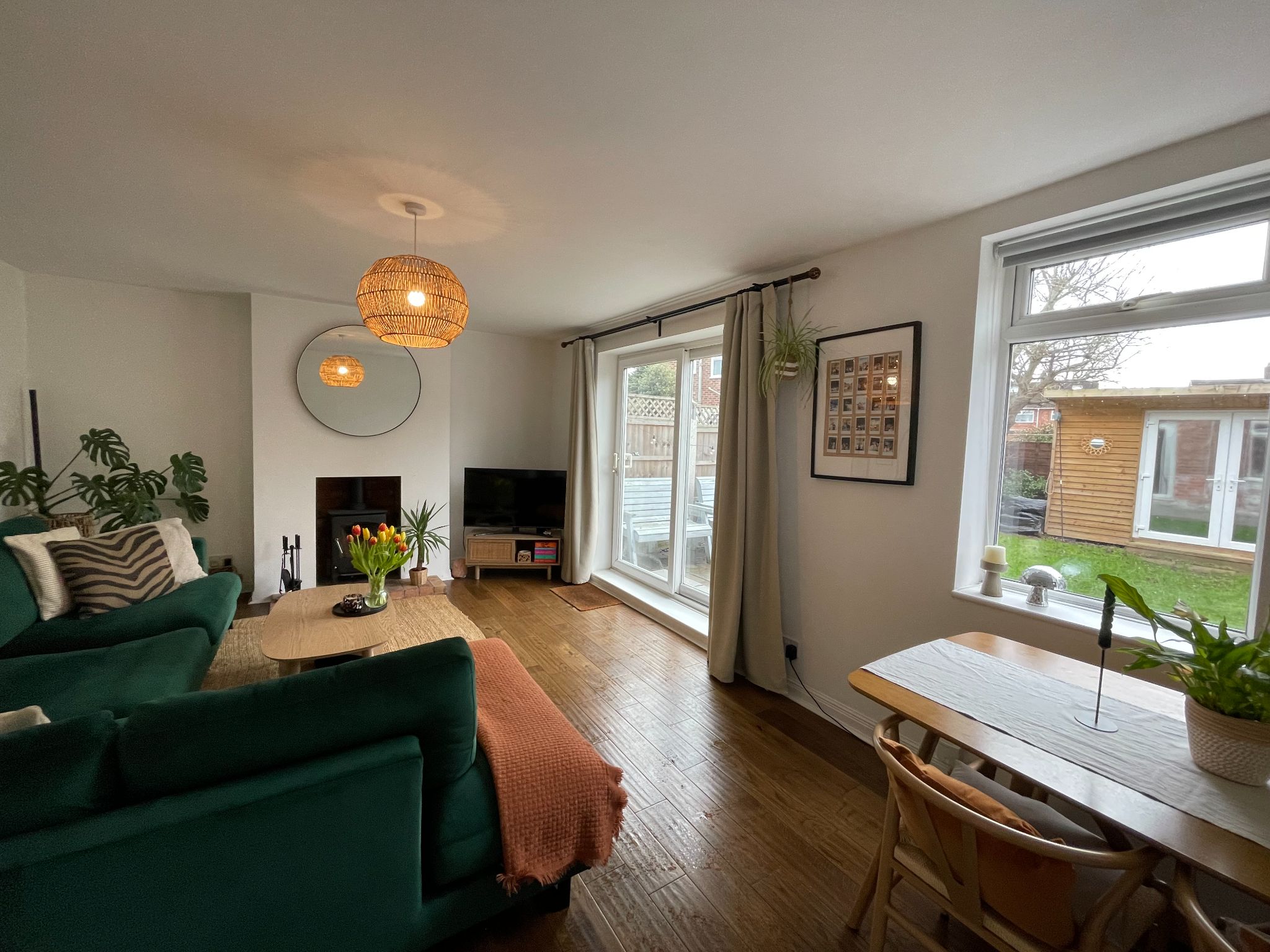 2 bedroom mid terraced house For Sale in Manchester - Property photograph.