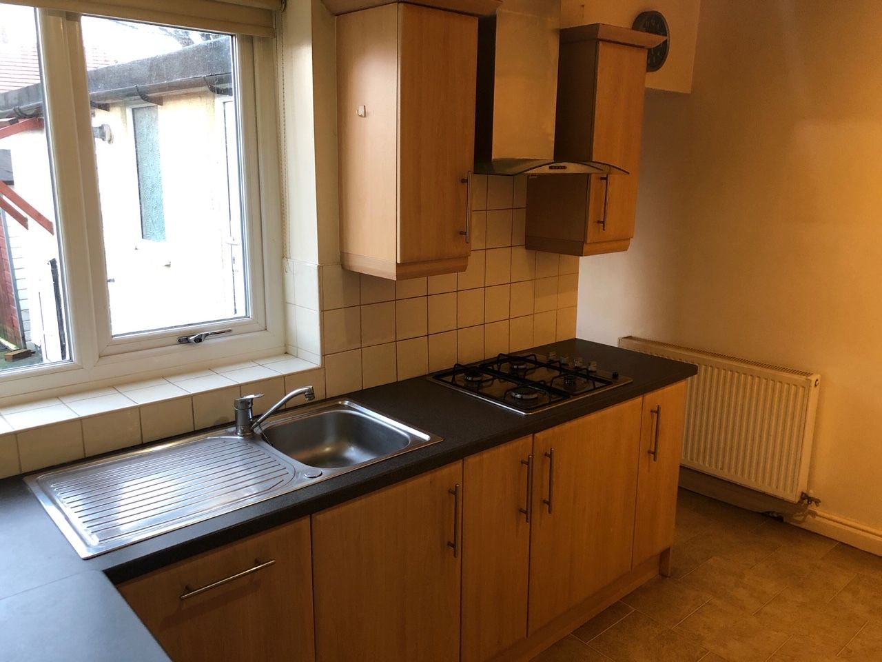 3 bedroom mid terraced house To Let in Manchester - Property photograph.