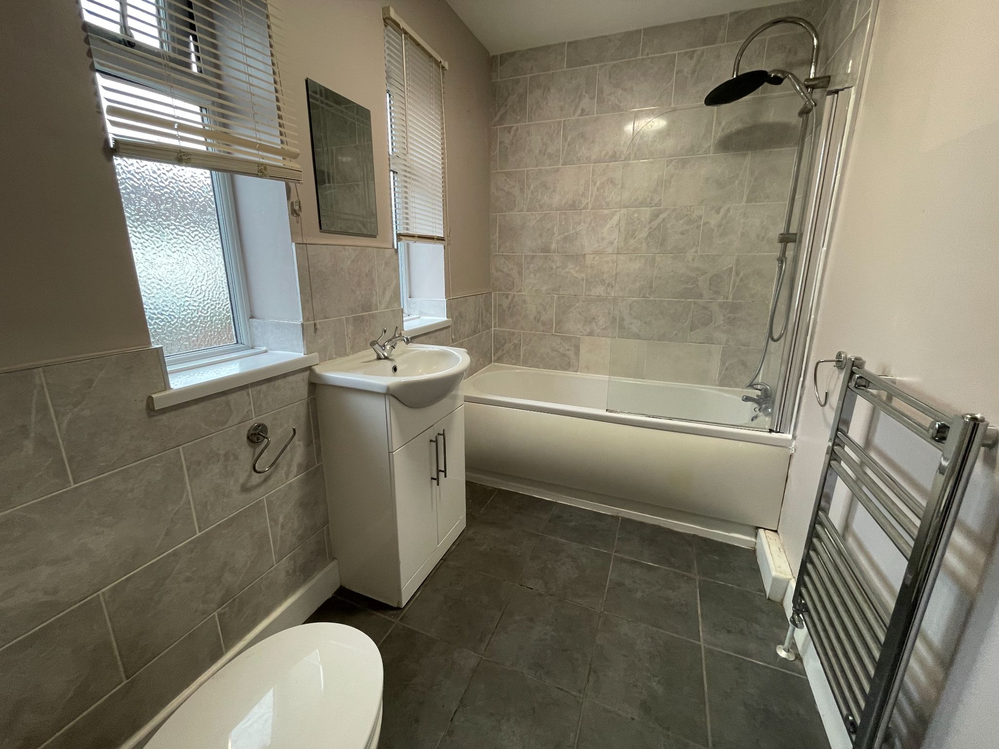 3 bedroom mid terraced house For Sale in Manchester - Photograph 13.