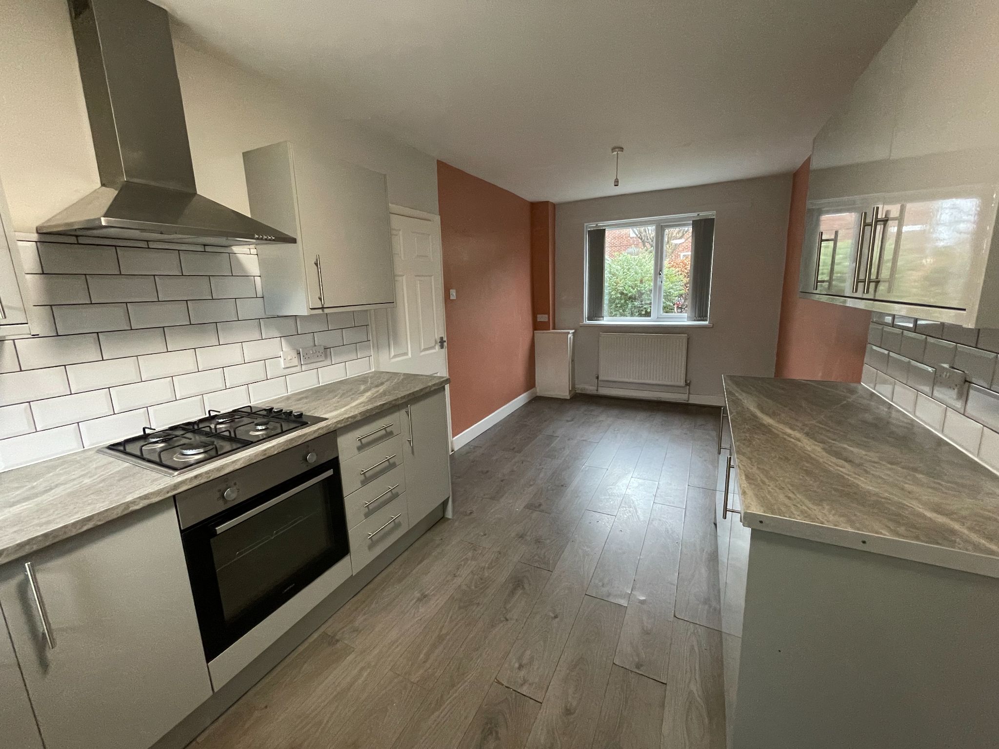 3 bedroom mid terraced house For Sale in Manchester - Photograph 5.