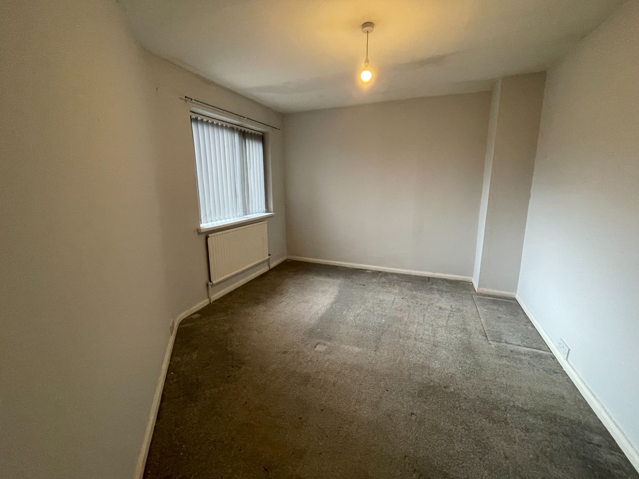 3 bedroom mid terraced house For Sale in Manchester - Photograph 11.