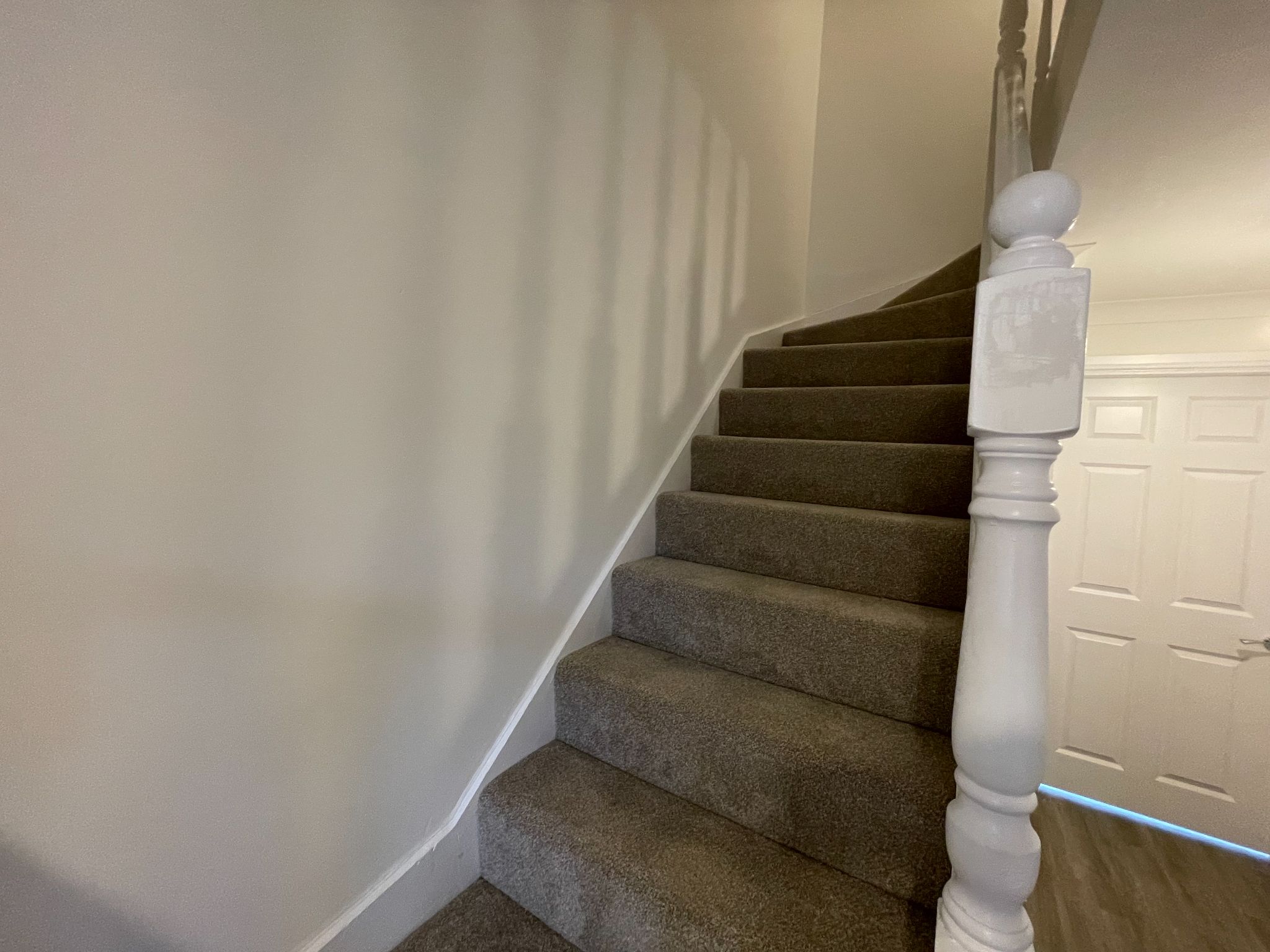 4 bedroom town house For Sale in Manchester - Photograph 10.