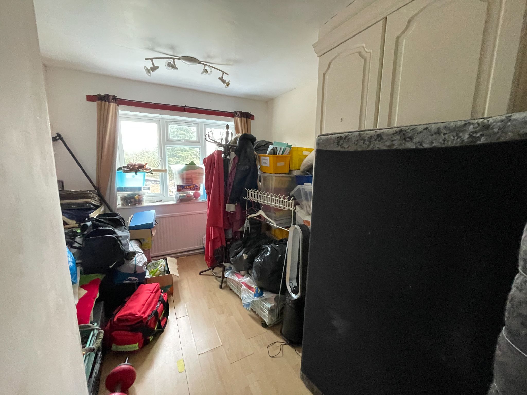 5 bedroom semi-detached house For Sale in Manchester - Photograph 17.