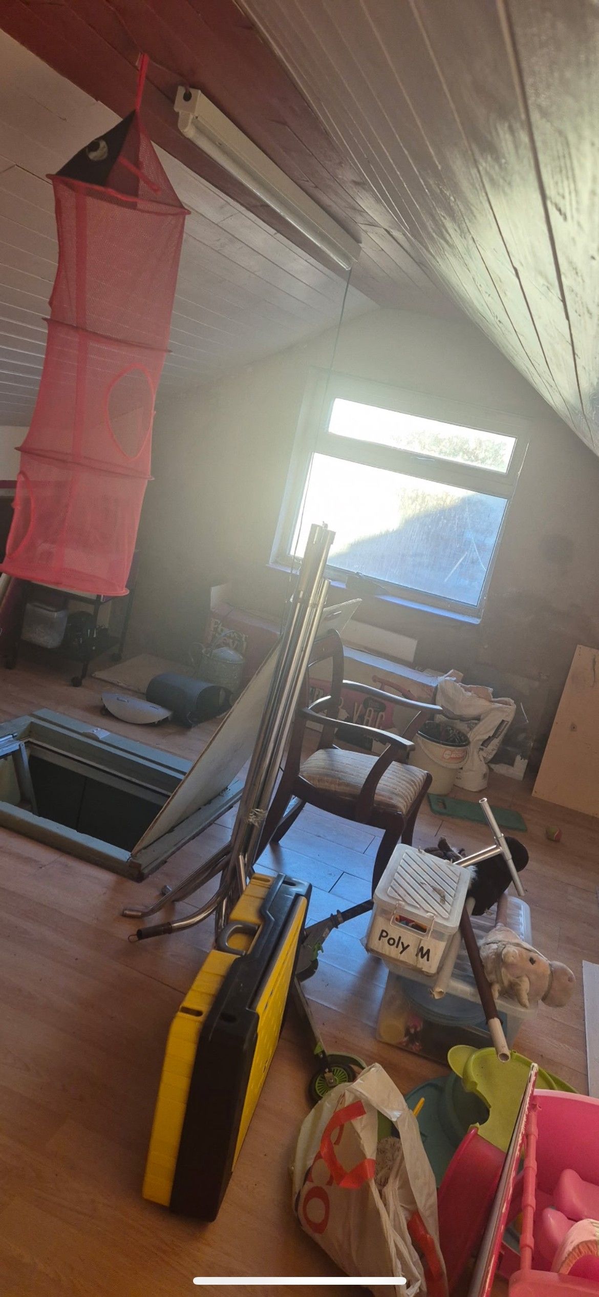 5 bedroom semi-detached house For Sale in Manchester - Photograph 19.