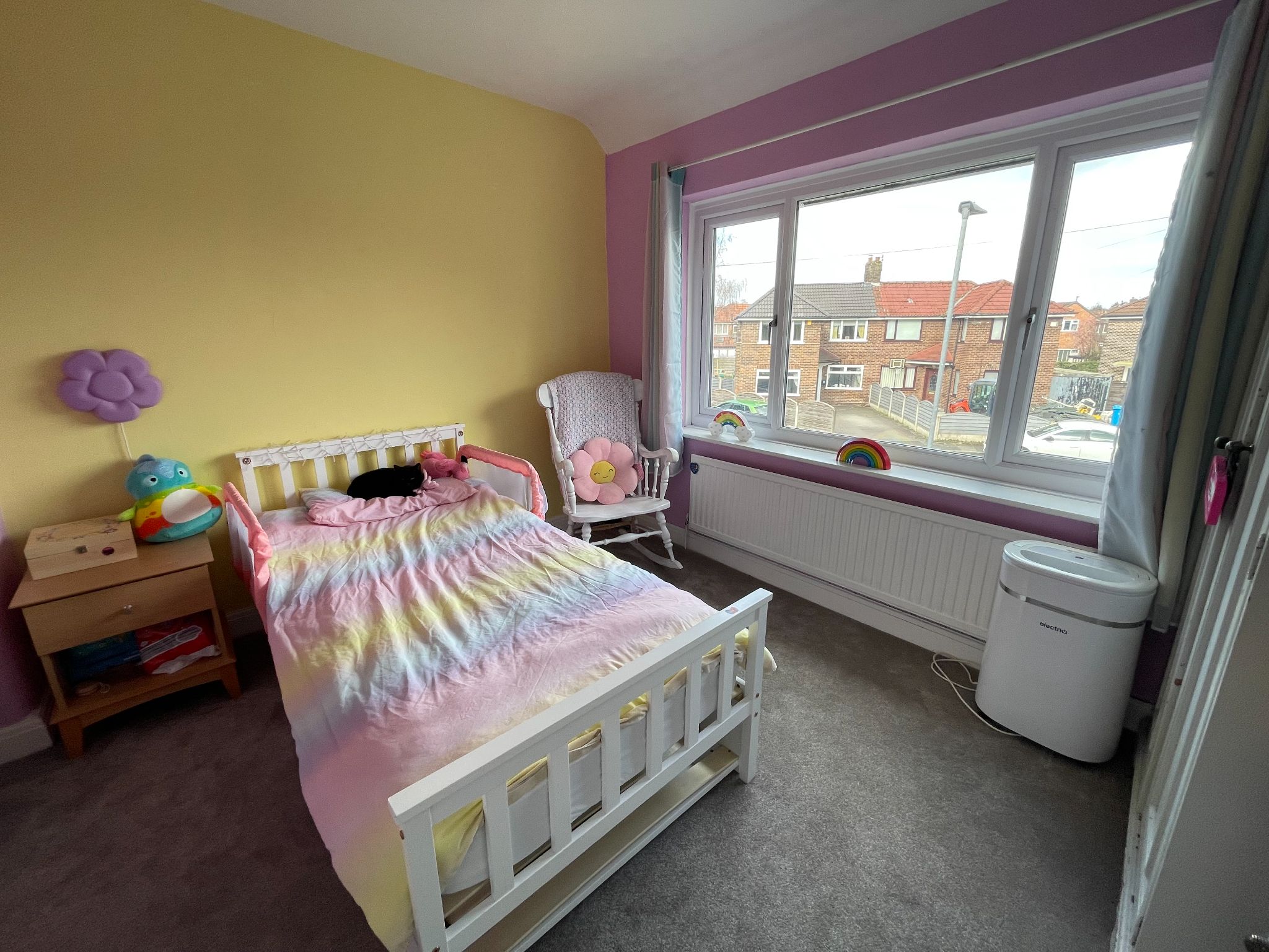 3 bedroom semi-detached house For Sale in Manchester - Photograph 16.