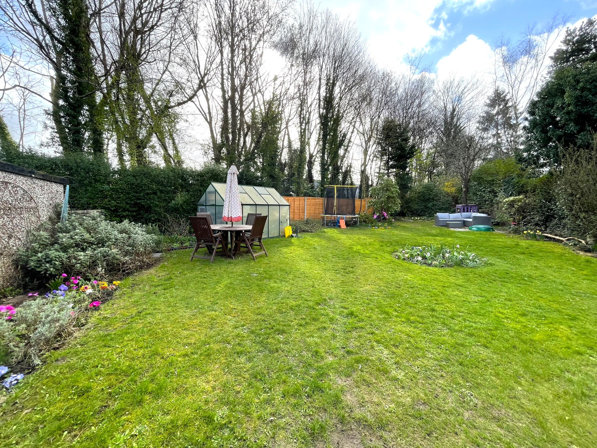 3 bedroom semi-detached house For Sale in Manchester - Photograph 22.