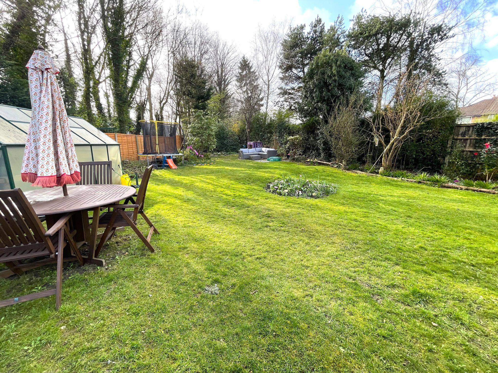 3 bedroom semi-detached house For Sale in Manchester - Photograph 21.