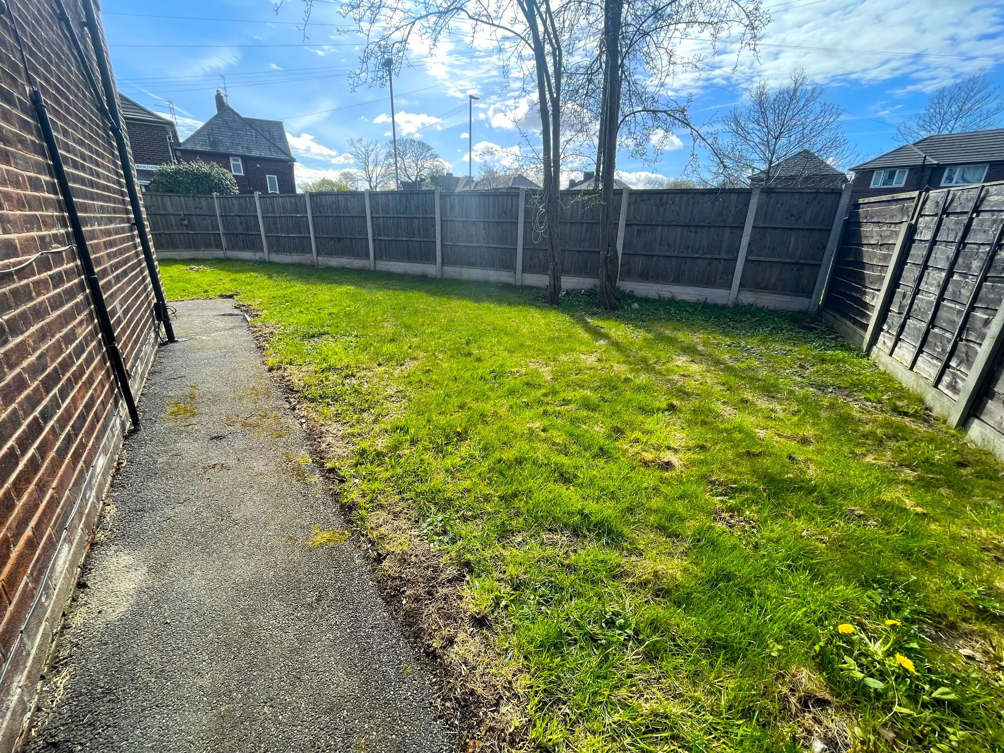 3 bedroom end terraced house For Sale in Manchester - Photograph 19.