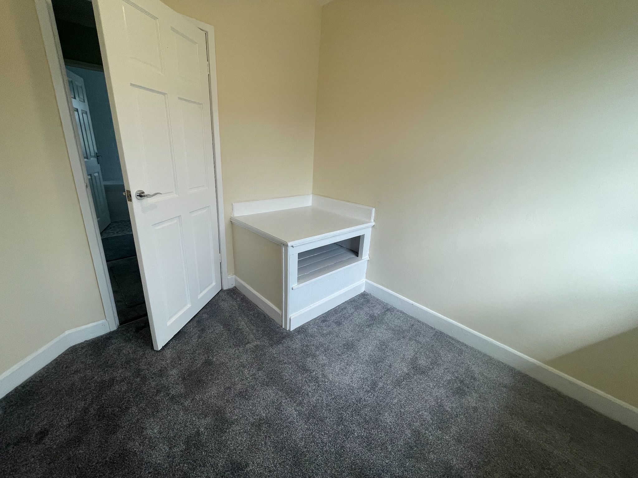 3 bedroom end terraced house For Sale in Manchester - Photograph 15.