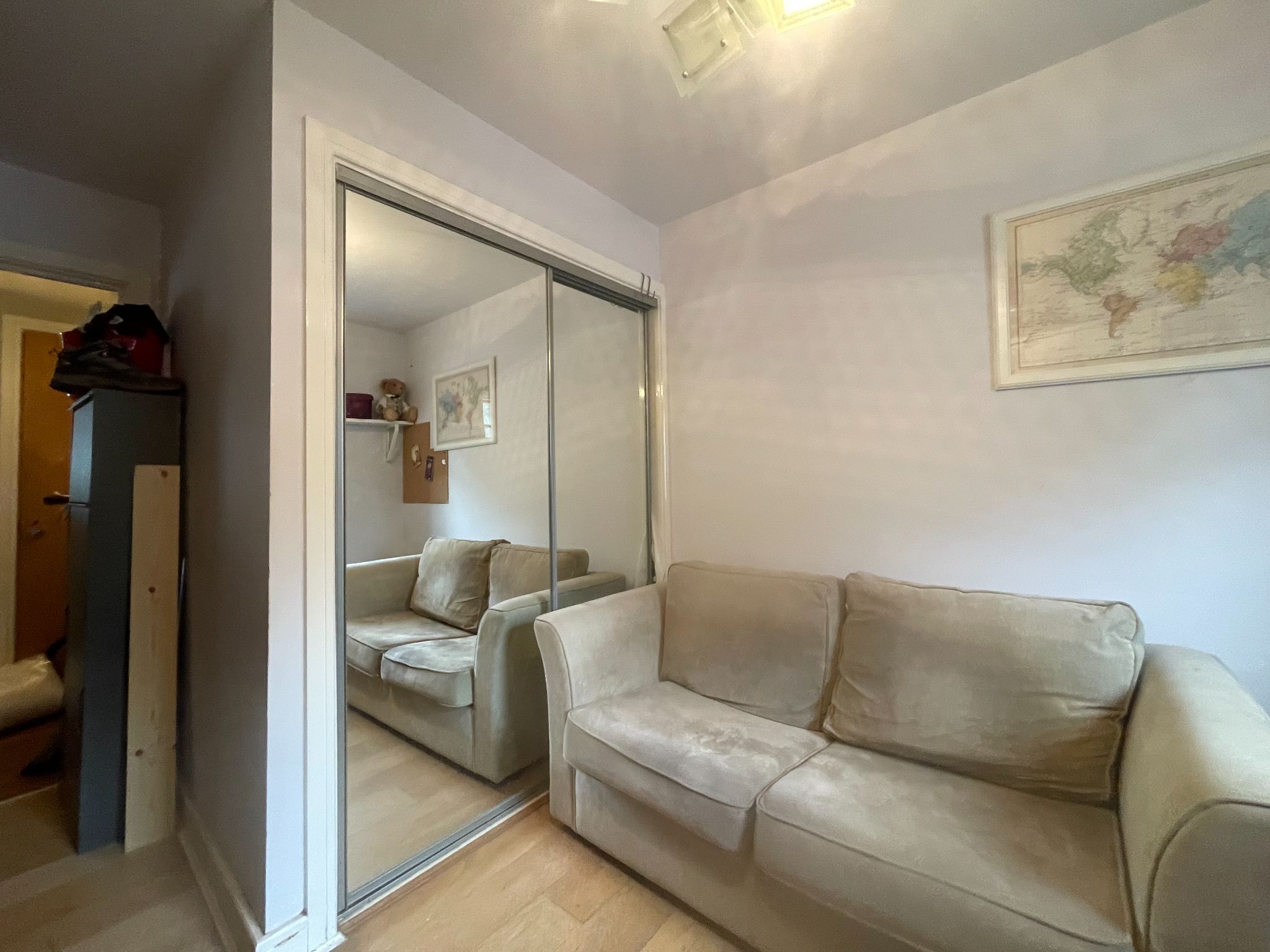 2 bedroom ground floor flat/apartment For Sale in Manchester - Photograph 11.