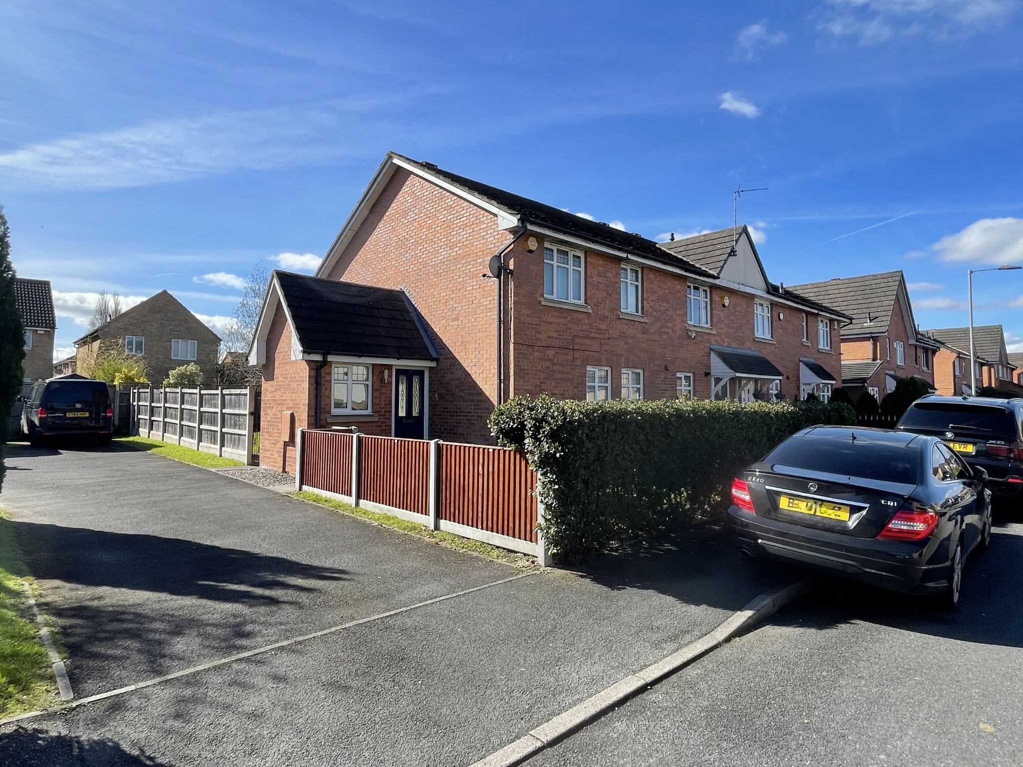 3 bedroom semi-detached house For Sale in Manchester - Property photograph.