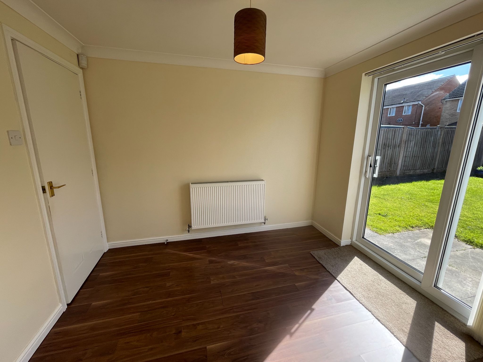 3 bedroom semi-detached house For Sale in Manchester - Photograph 20.