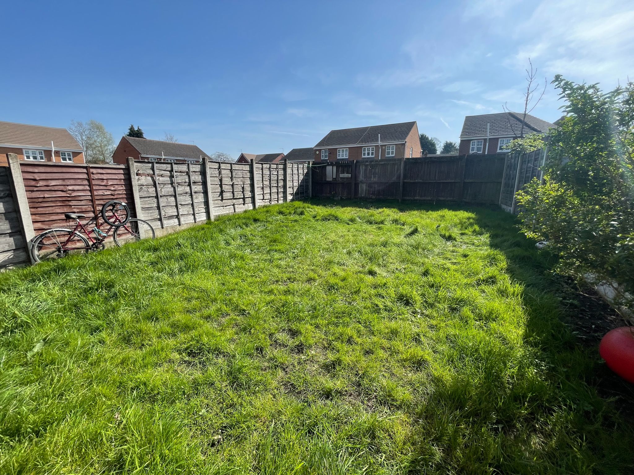 3 bedroom semi-detached house For Sale in Manchester - Photograph 1.