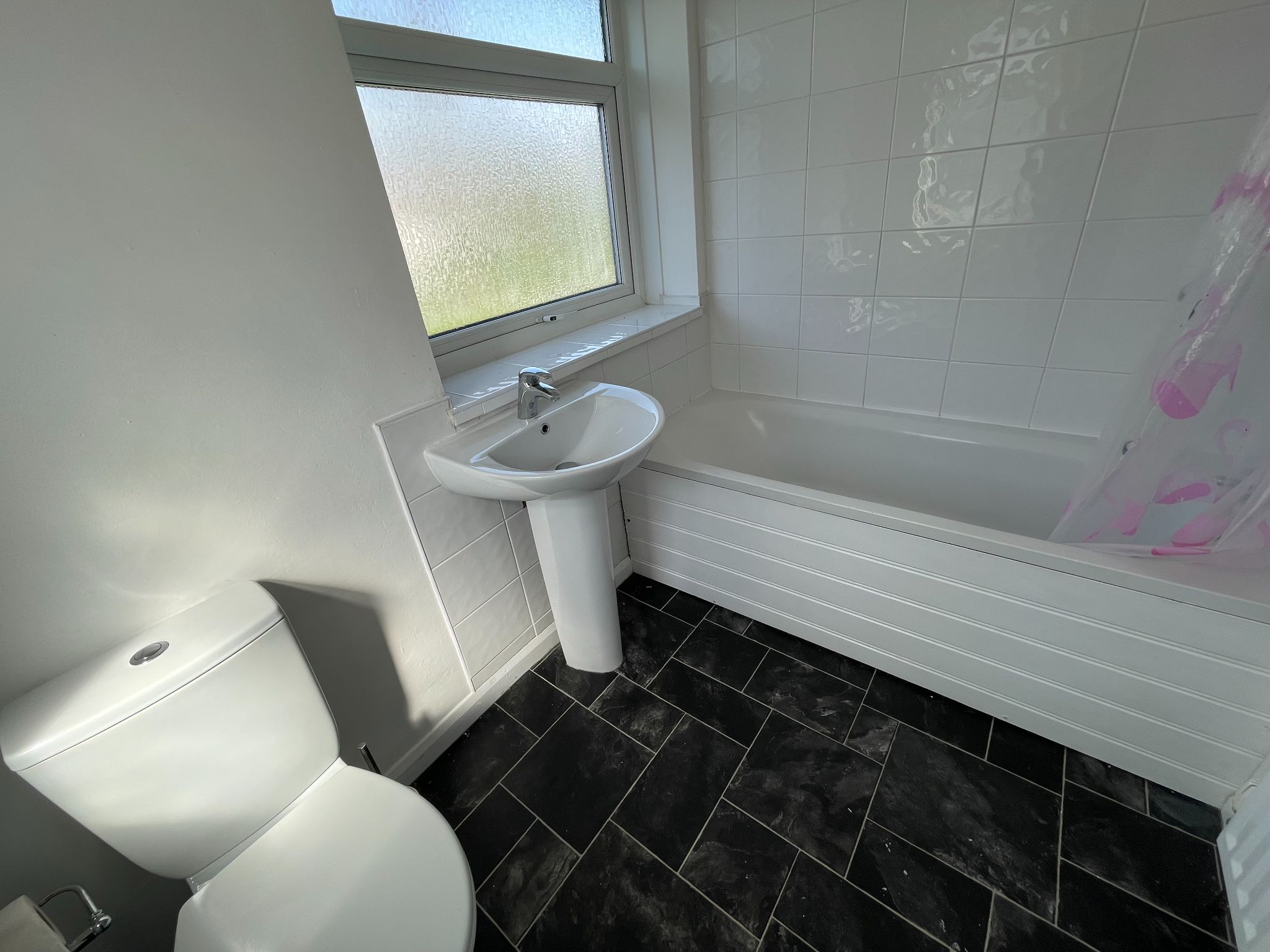 3 bedroom end terraced house Sale Agreed in Manchester - Photograph 14.