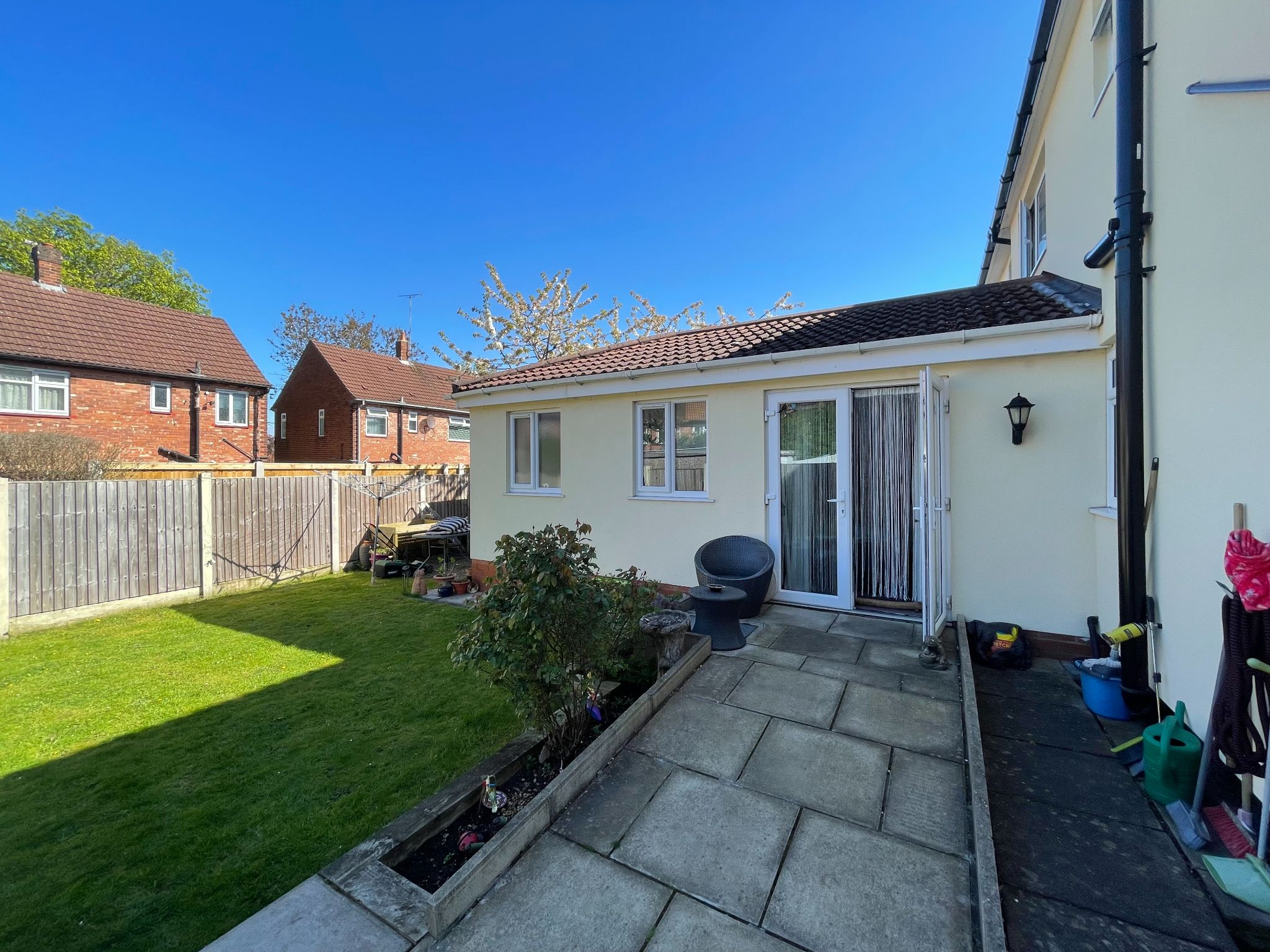 4 bedroom end terraced house For Sale in Manchester - Photograph 25.