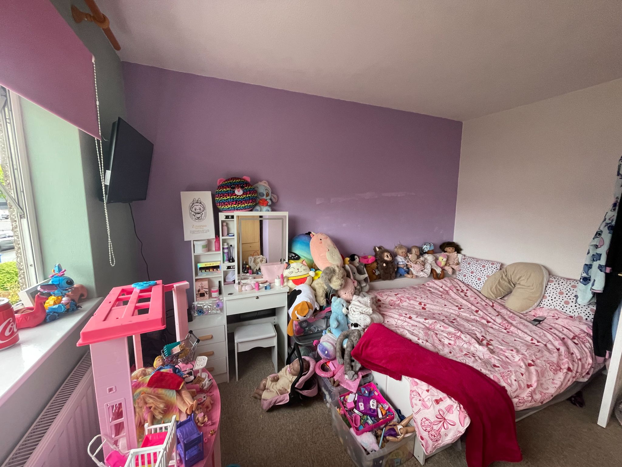 3 bedroom mid terraced house For Sale in Manchester - Photograph 10.