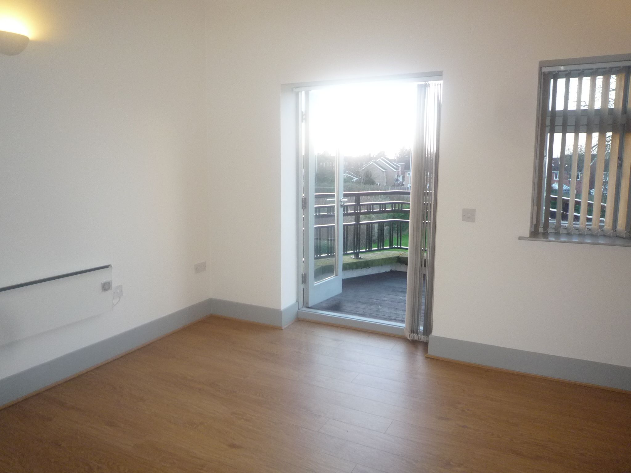 2 bedroom apartment flat/apartment For Sale in Cheadle - Photograph 5.