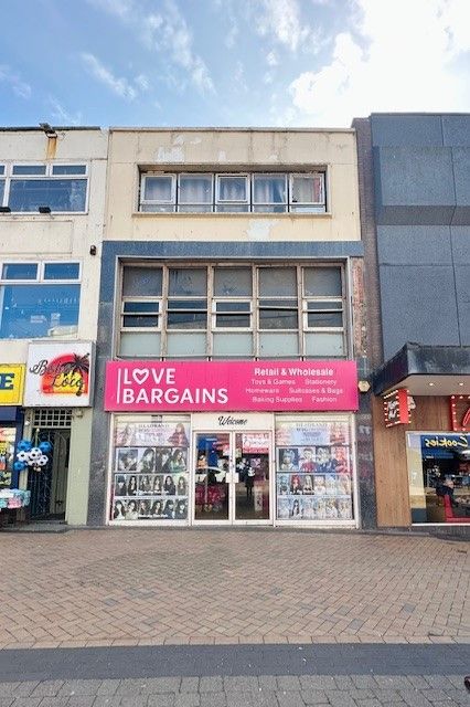 Retail For Sale - Photograph 38