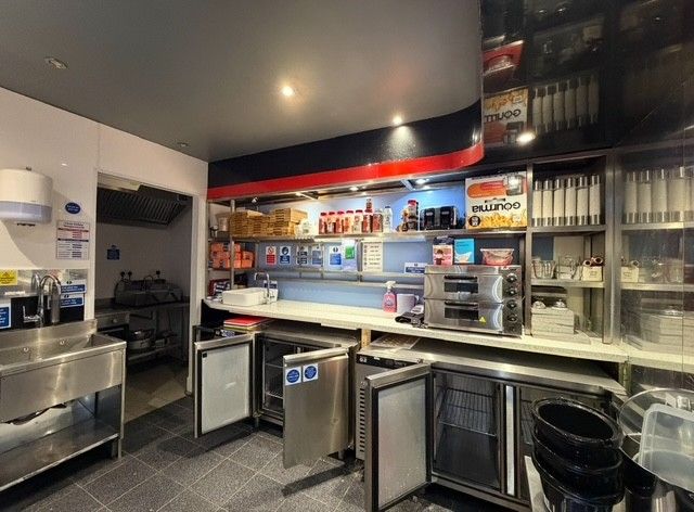 Night Clubs To Rent - Photograph 12