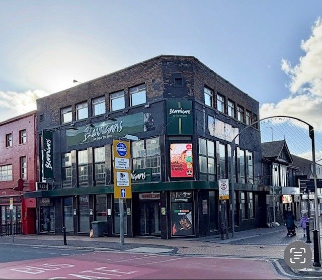 Catering To Rent - Photograph 1