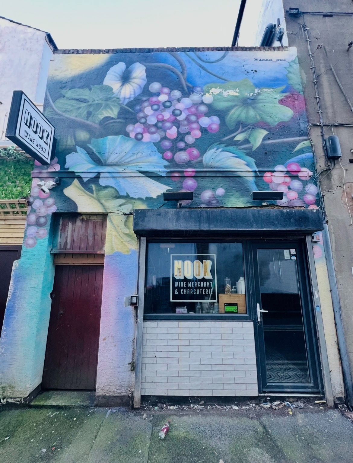 Catering To Rent - Photograph 1