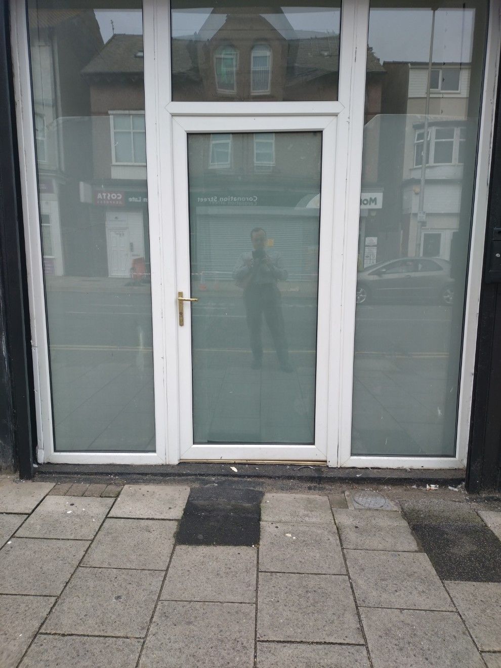 Retail For Sale - Photograph 2