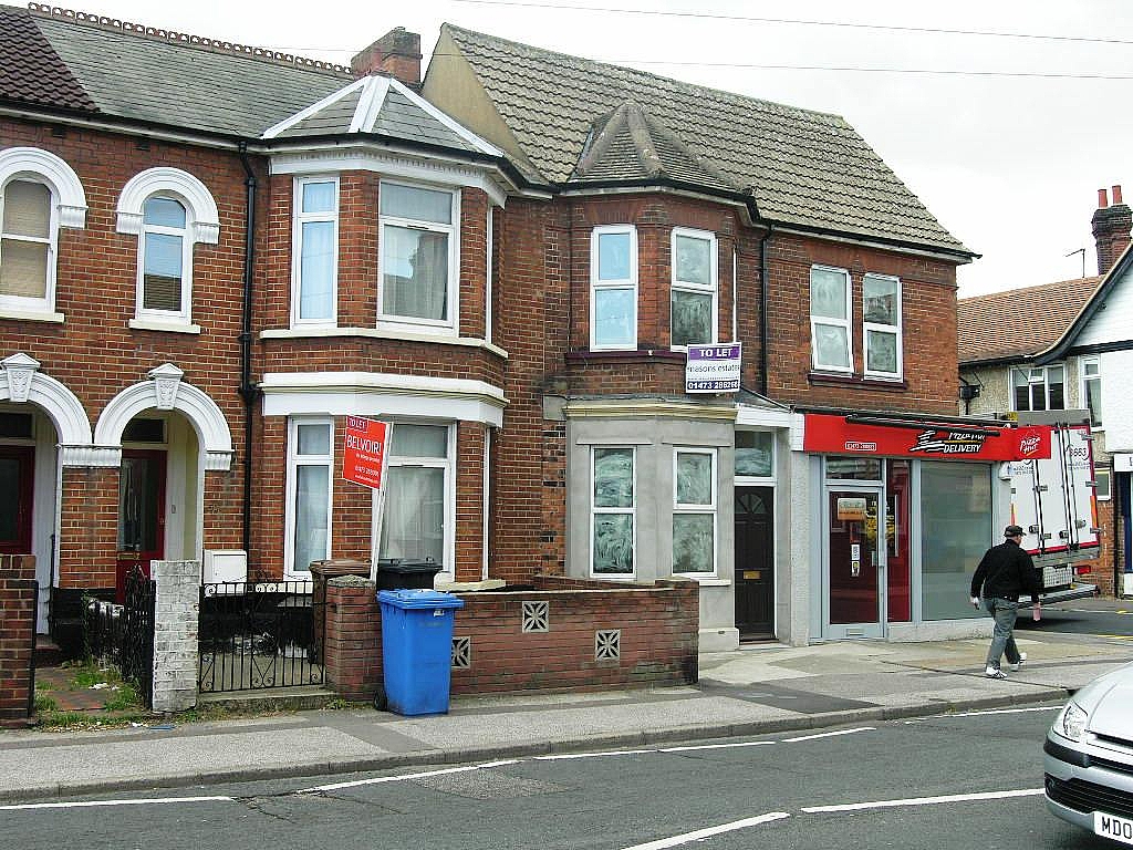 1 bedroom flat flat/apartment To Let in Ipswich - Photograph 1