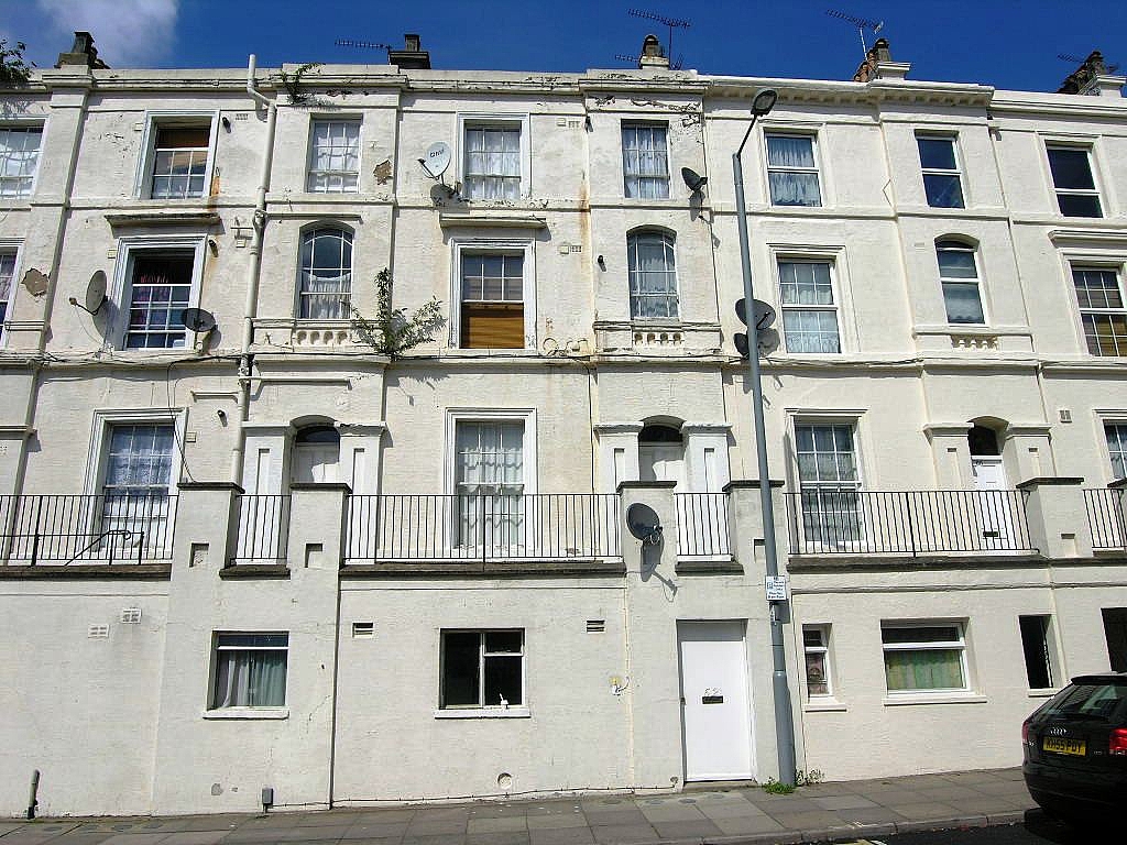 1 bedroom flat flat/apartment To Let in Ipswich - Photograph 1