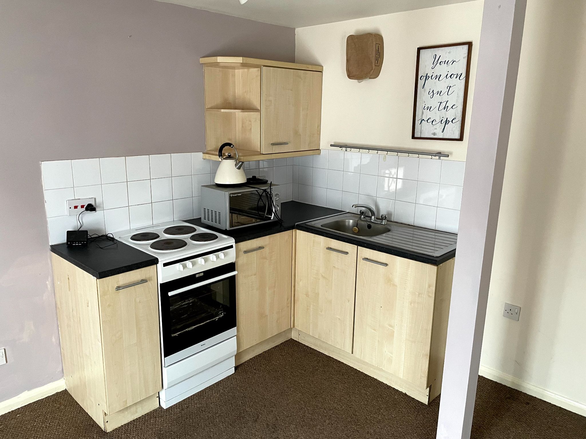Flat Flat/apartment To Let in Ipswich - Photograph 3
