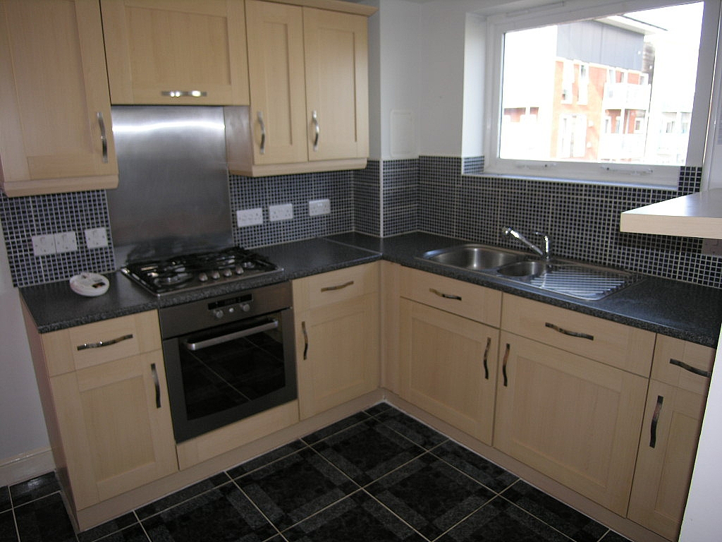 2 bedroom apartment flat/apartment To Let in Ipswich - Photograph 3