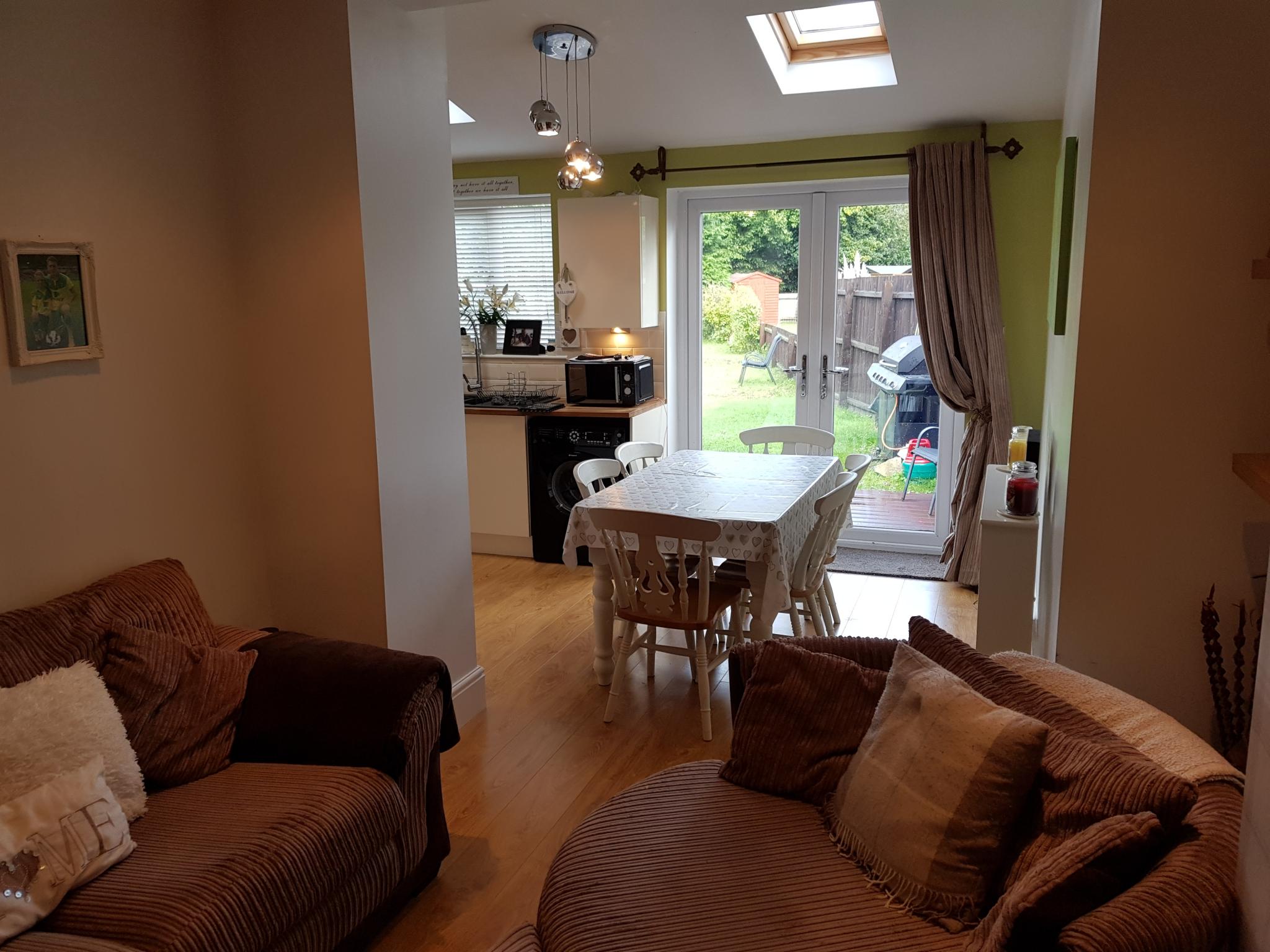 3 bedroom mid terraced house SSTC in Ipswich - 10