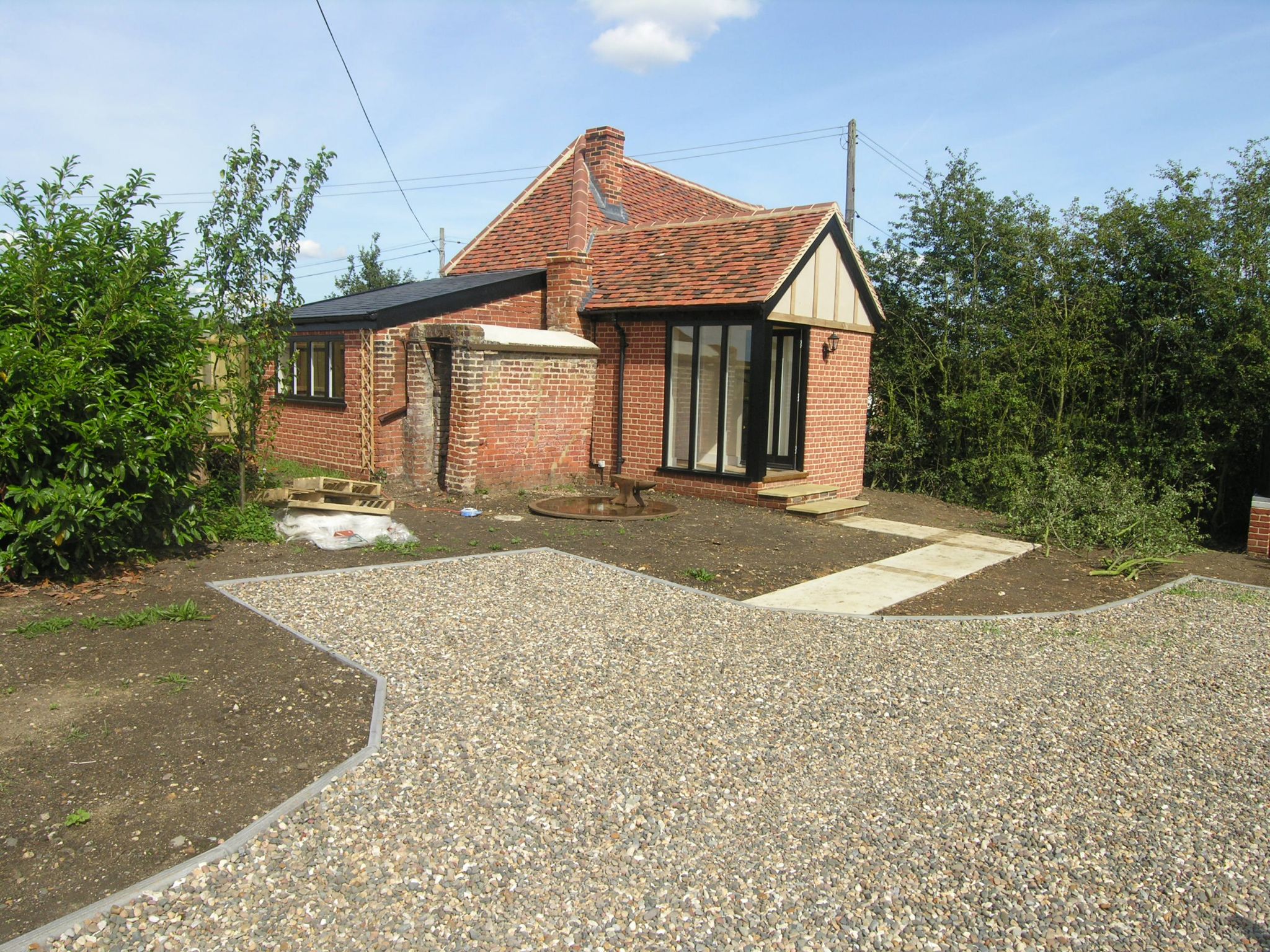 1 bedroom detached house To Let in Ipswich - Photograph 1