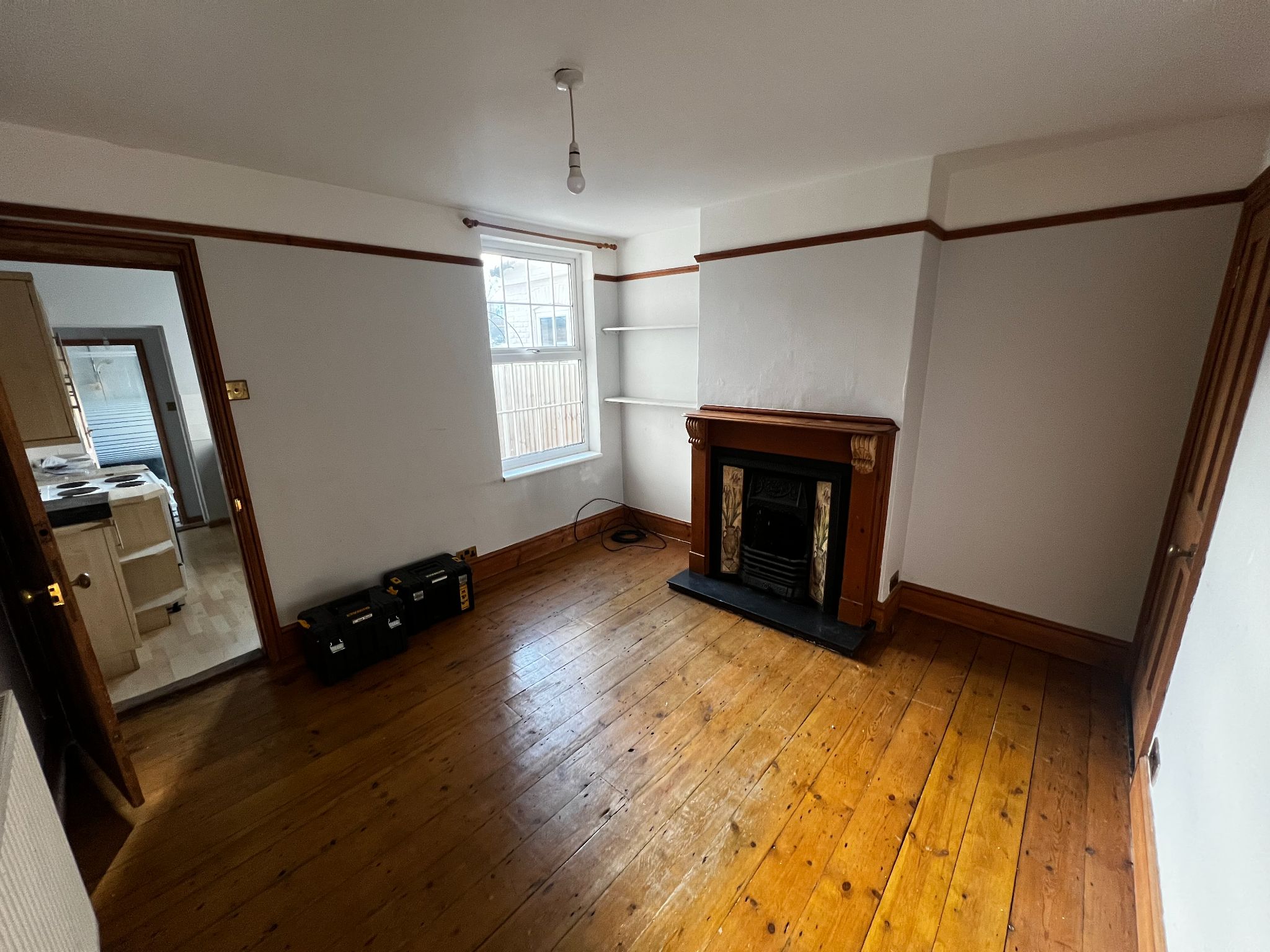 2 bedroom mid terraced house Under Offer in Ipswich - Photograph 10.