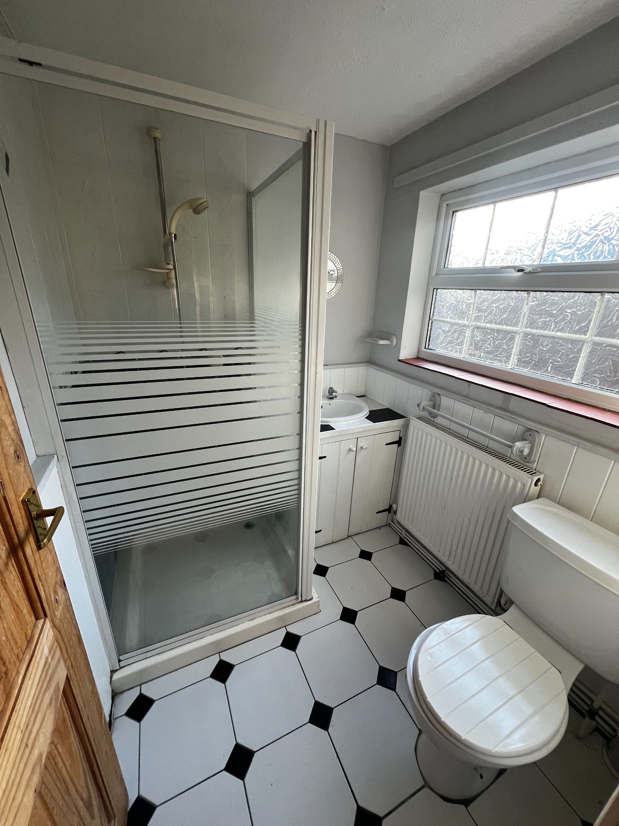 2 bedroom mid terraced house Under Offer in Ipswich - Photograph 13.