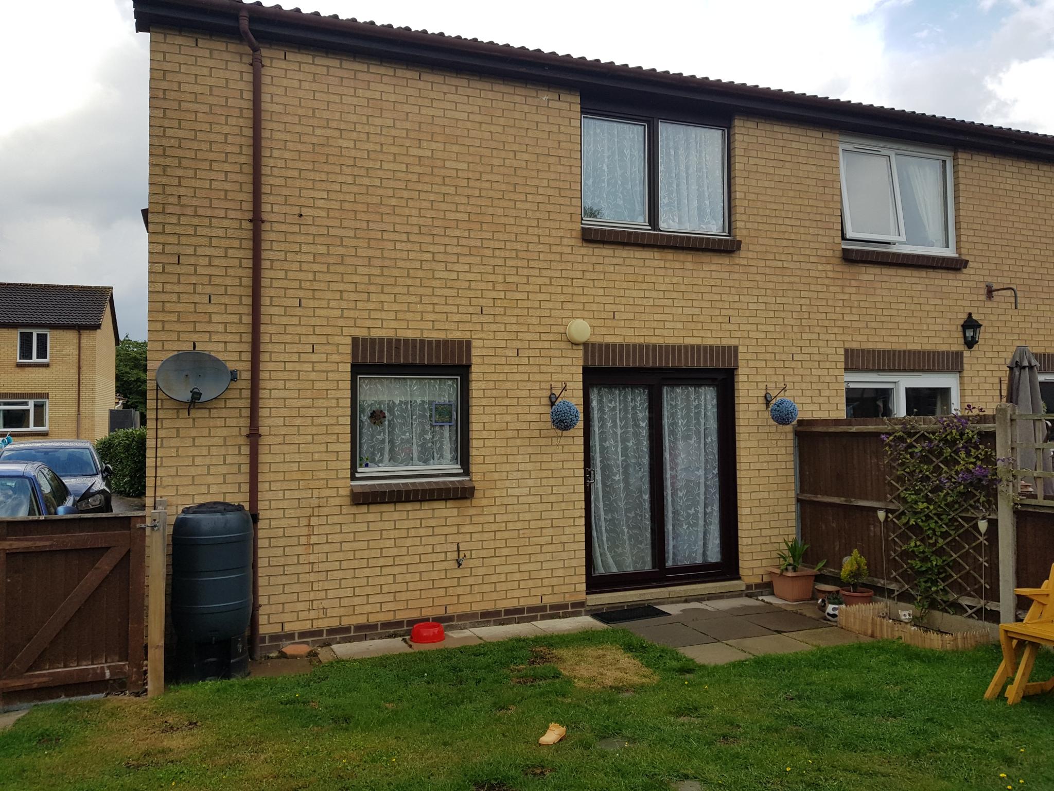2 bedroom semi-detached house SSTC in Rendlesham, Woodbridge - Photograph 9