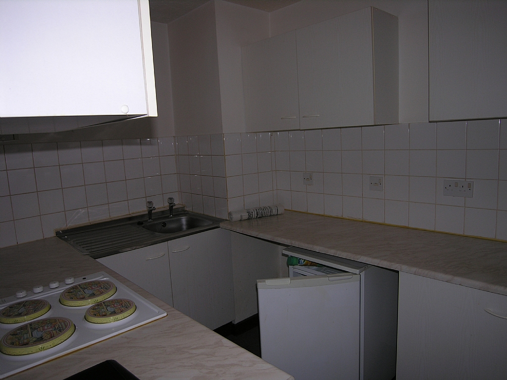 1 bedroom flat flat/apartment To Let in Ipswich - Photograph 5